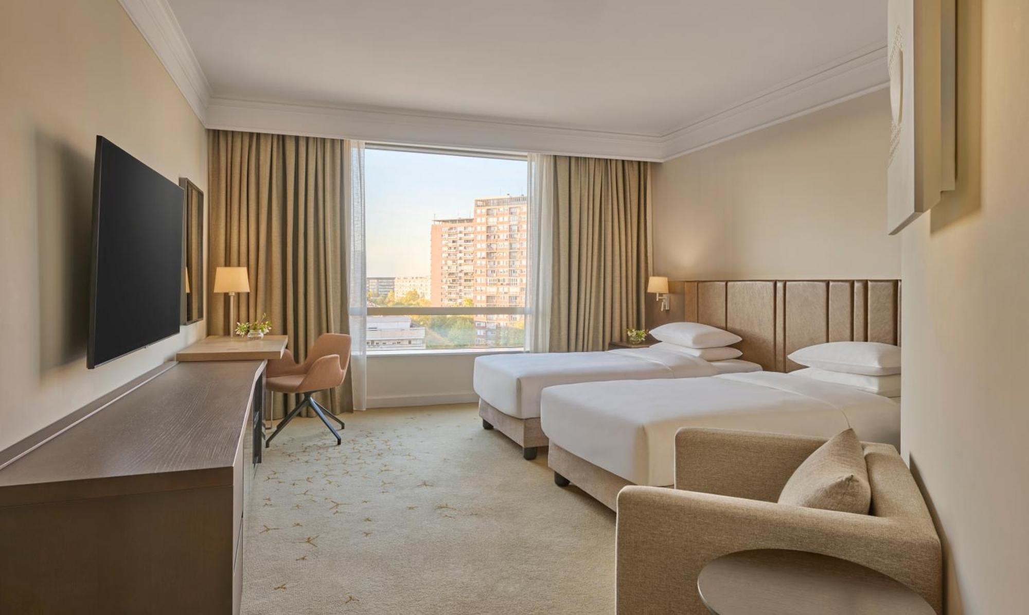 Twin Room,1769516284:JPEG