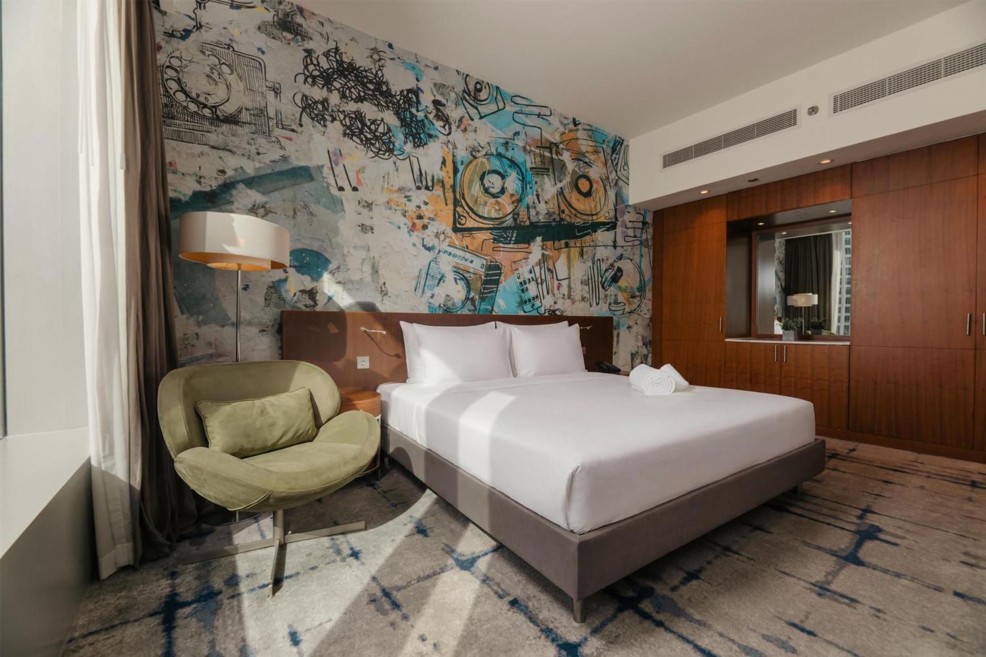One-Bedroom Chill Out Suite King