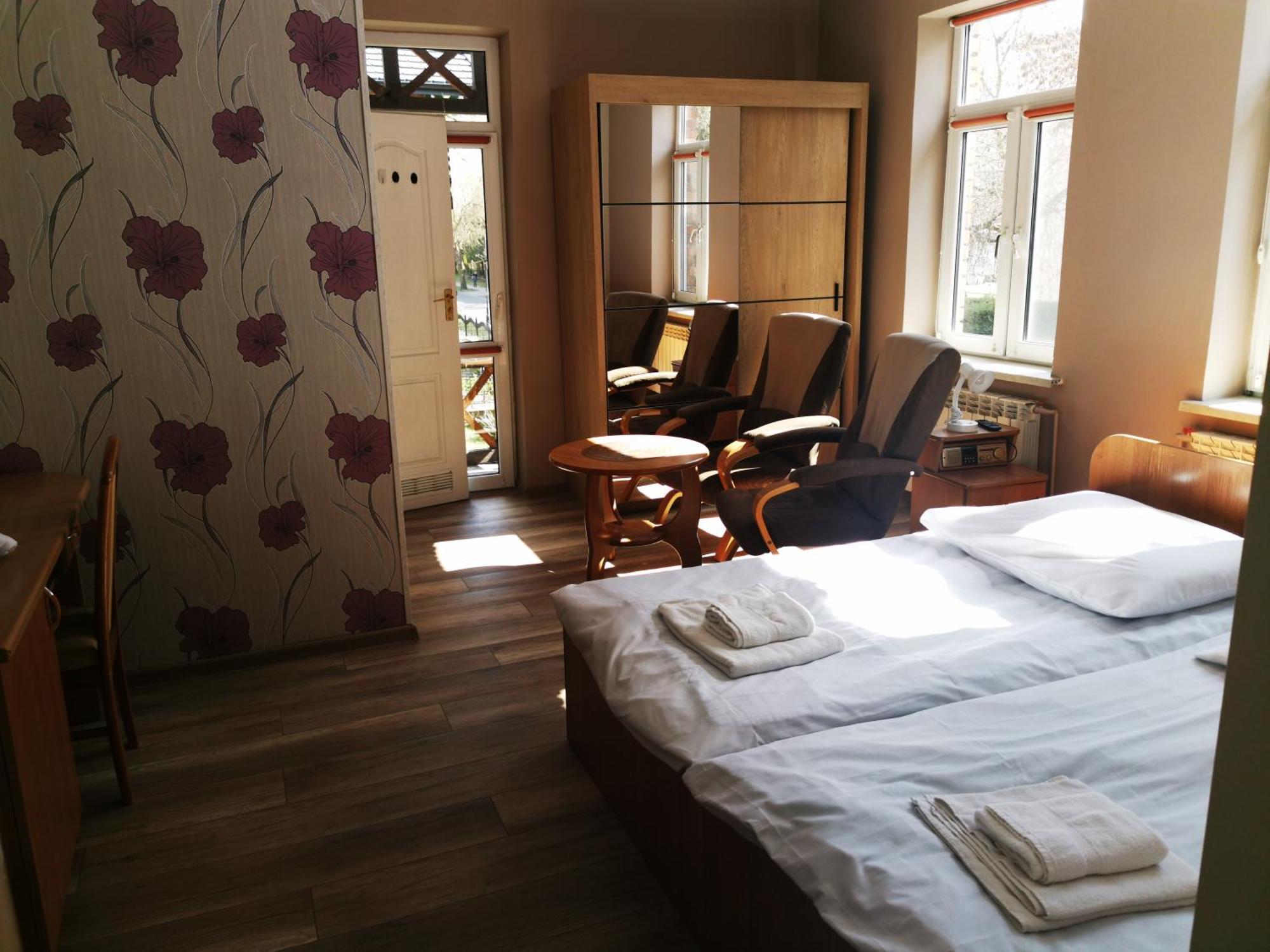 Apartament z 2 sypialniami i balkonem