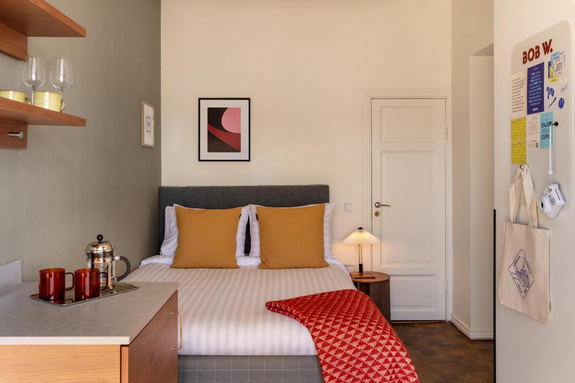 Compact Room