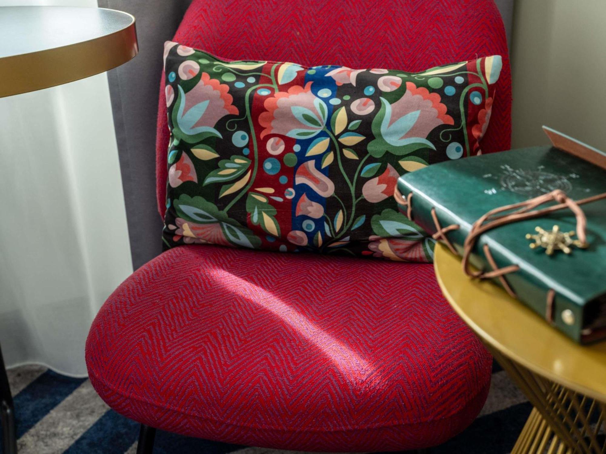 Standard Single Room Courtyard View