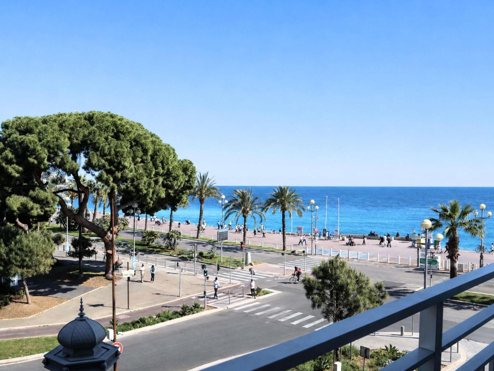 Privilege Twin Room Balcony Sea Garden View