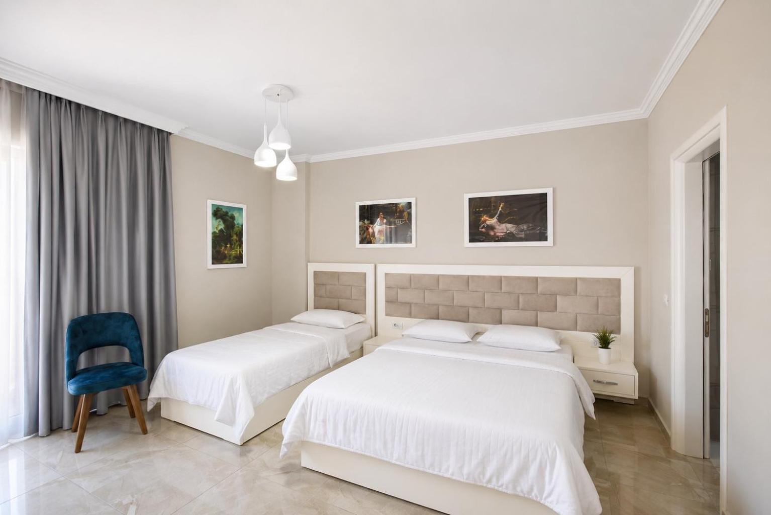 Triple Room Balcony