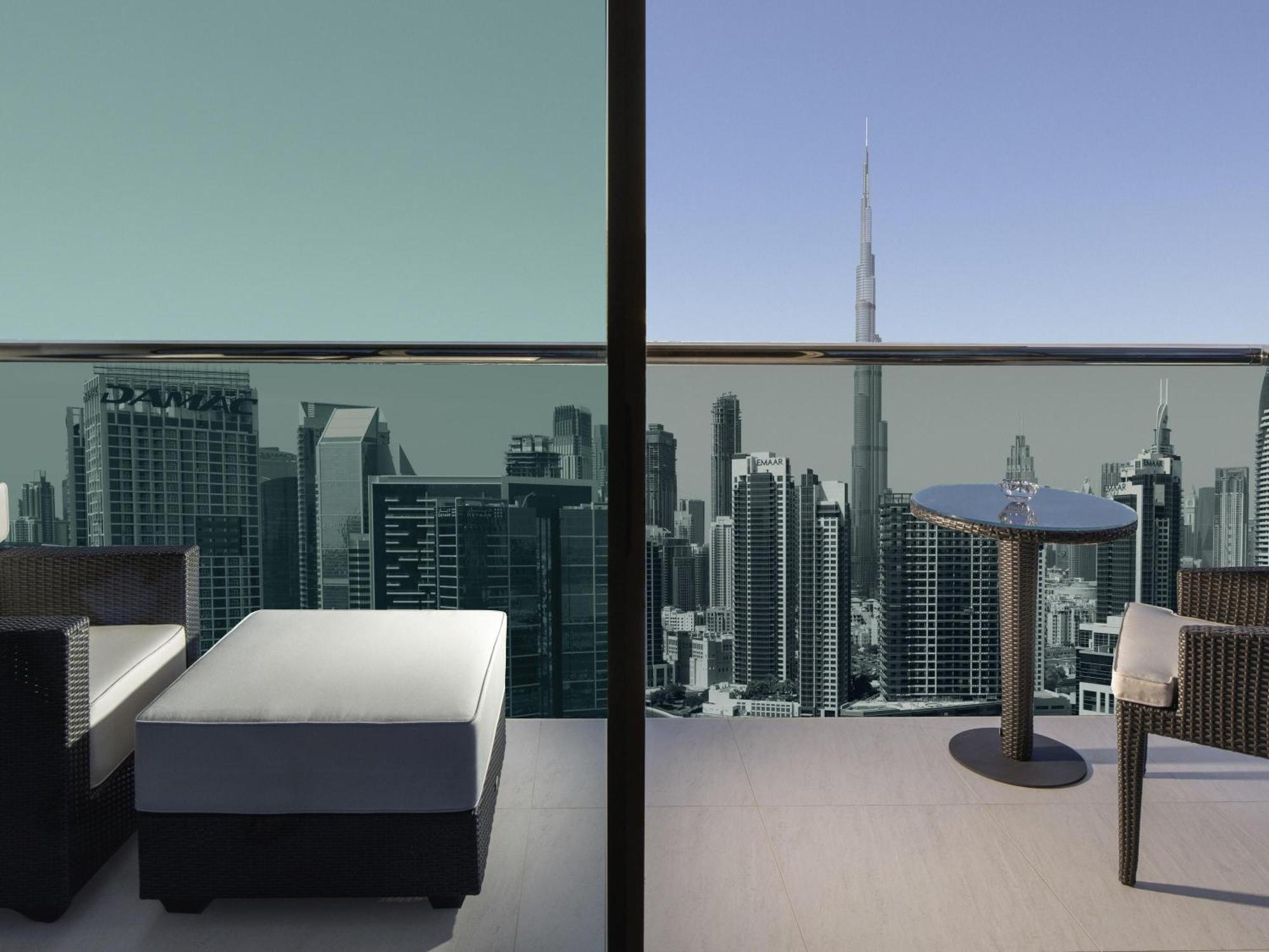 VIP Twin Balcony Burj Khalifa View