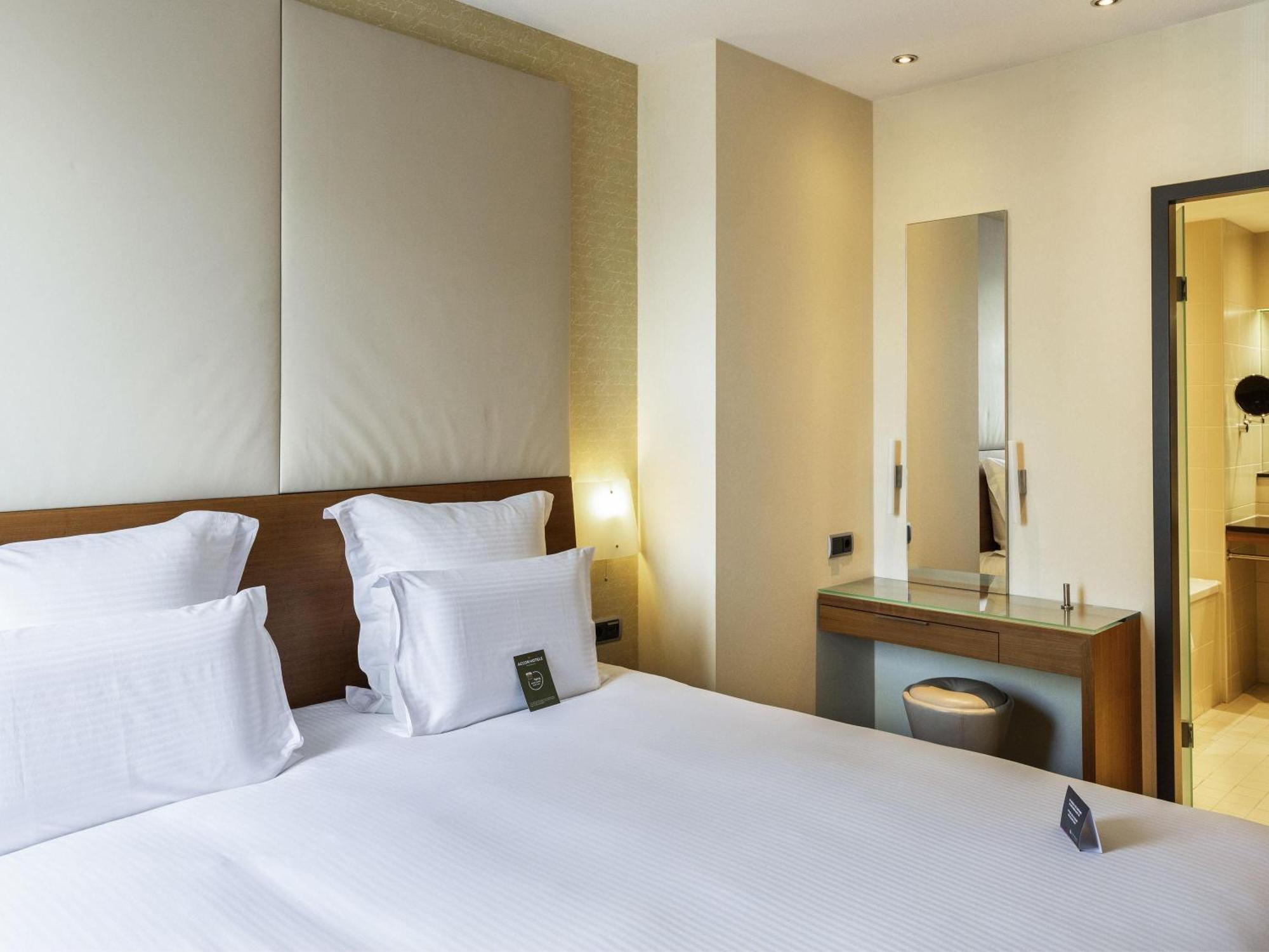 Superior King Suite