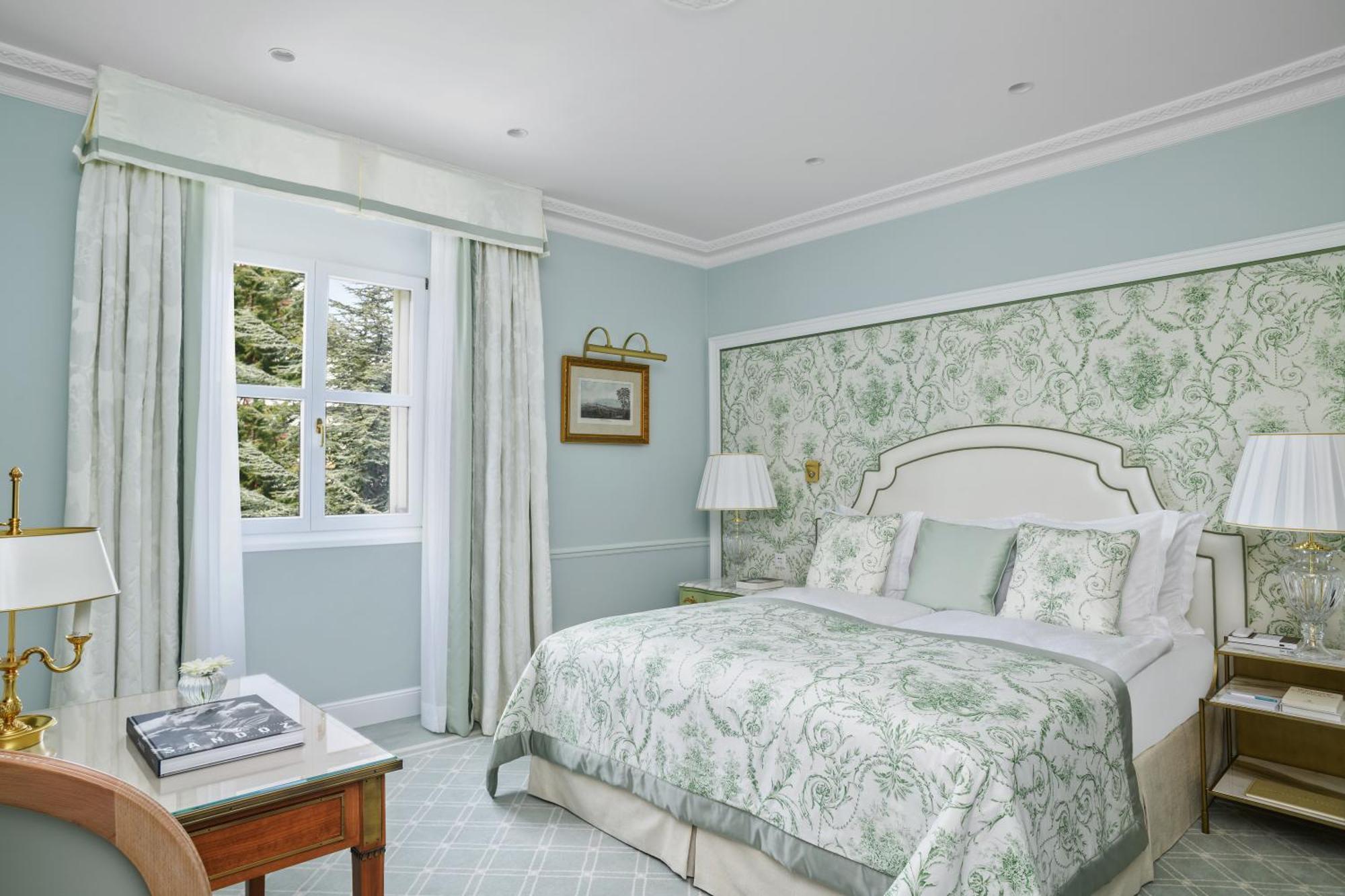 Deluxe Double Room Garden View