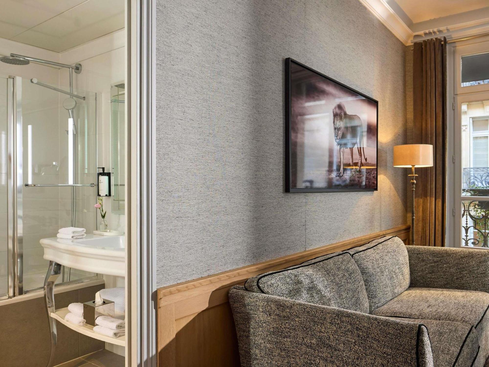 Luxury Junior King Suite Balcony