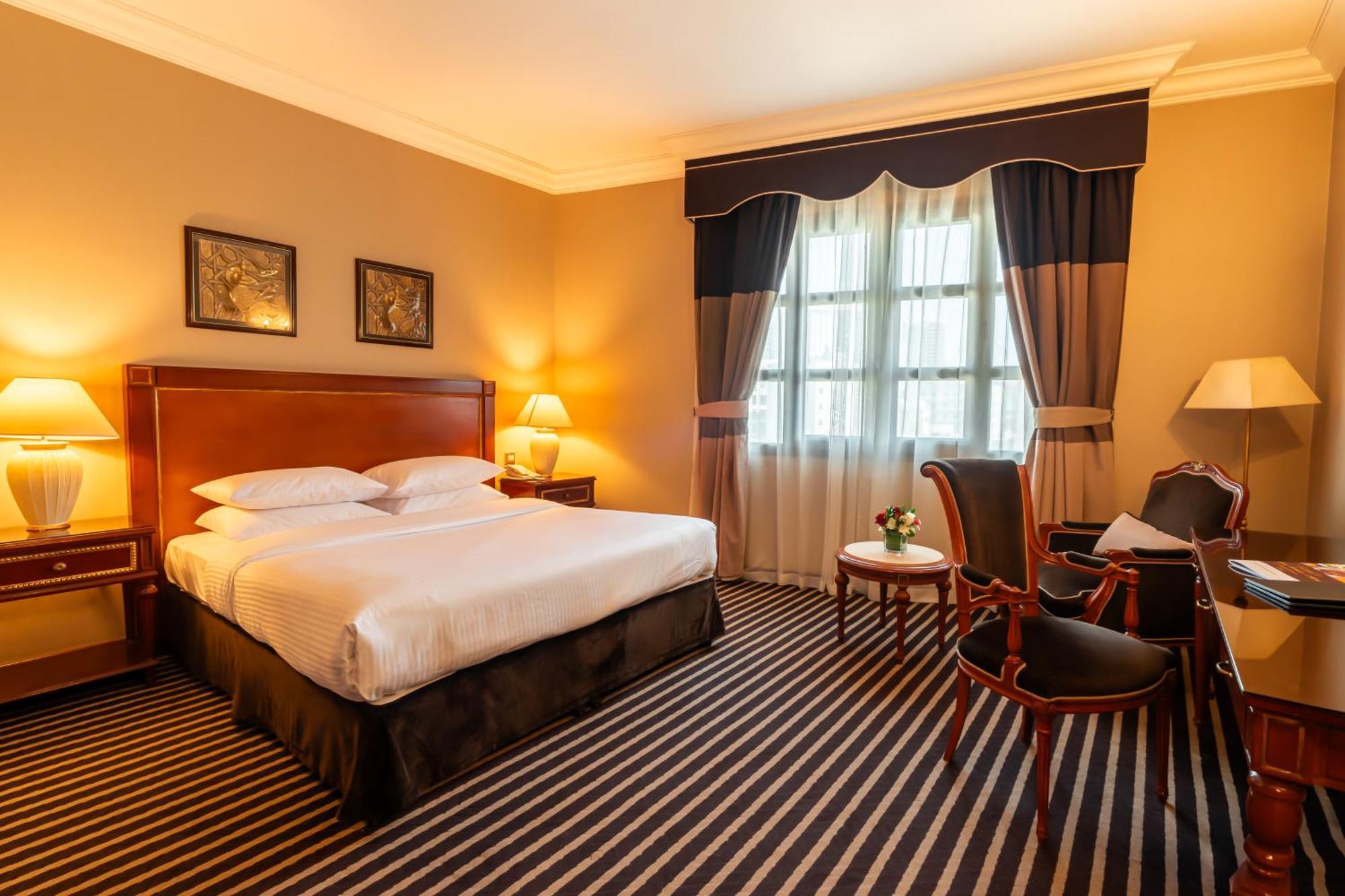 Deluxe Suite