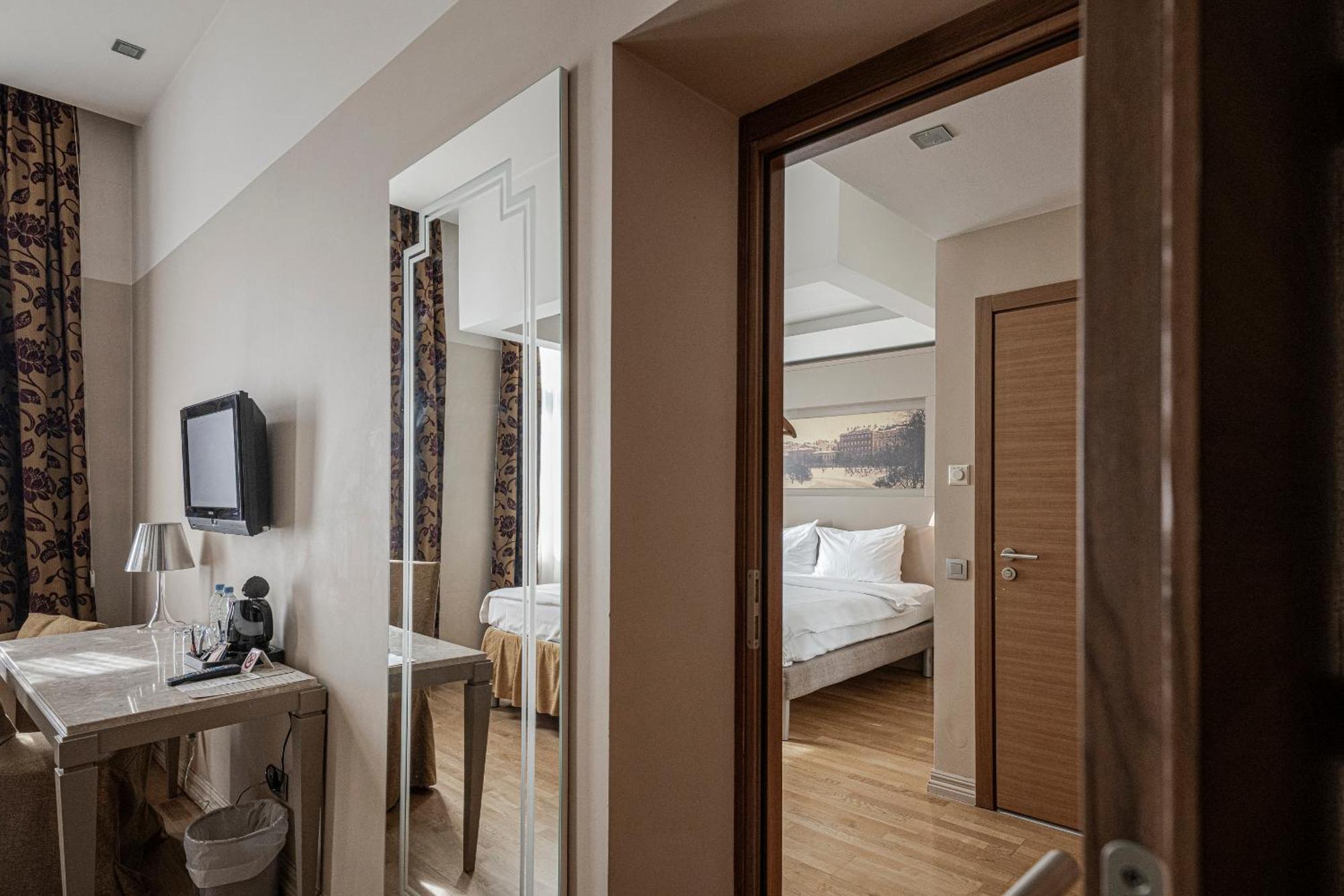 Standard Family Room