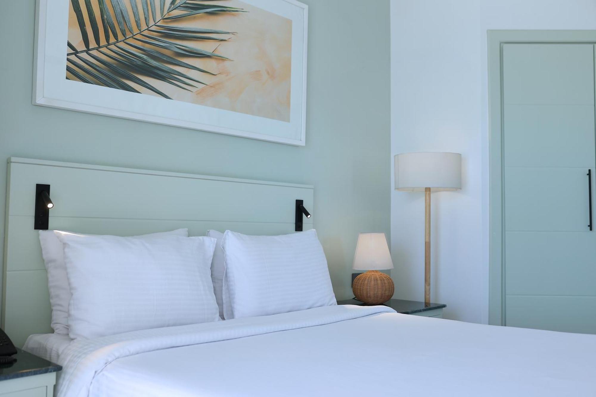 Superior Front Sea View Room