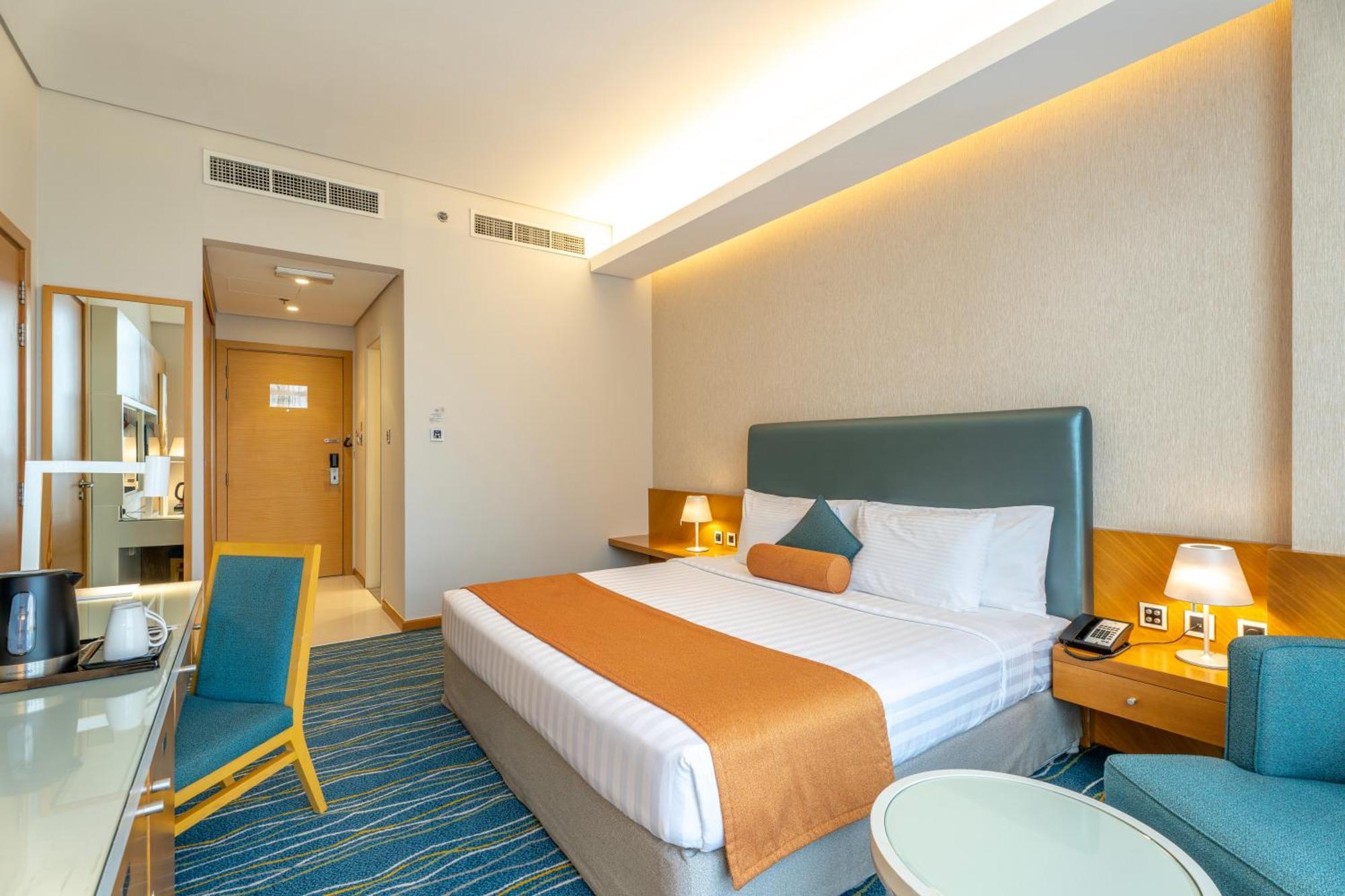 Royal Room King or Twin 9 AM Early Check 06 PM Late Check-out