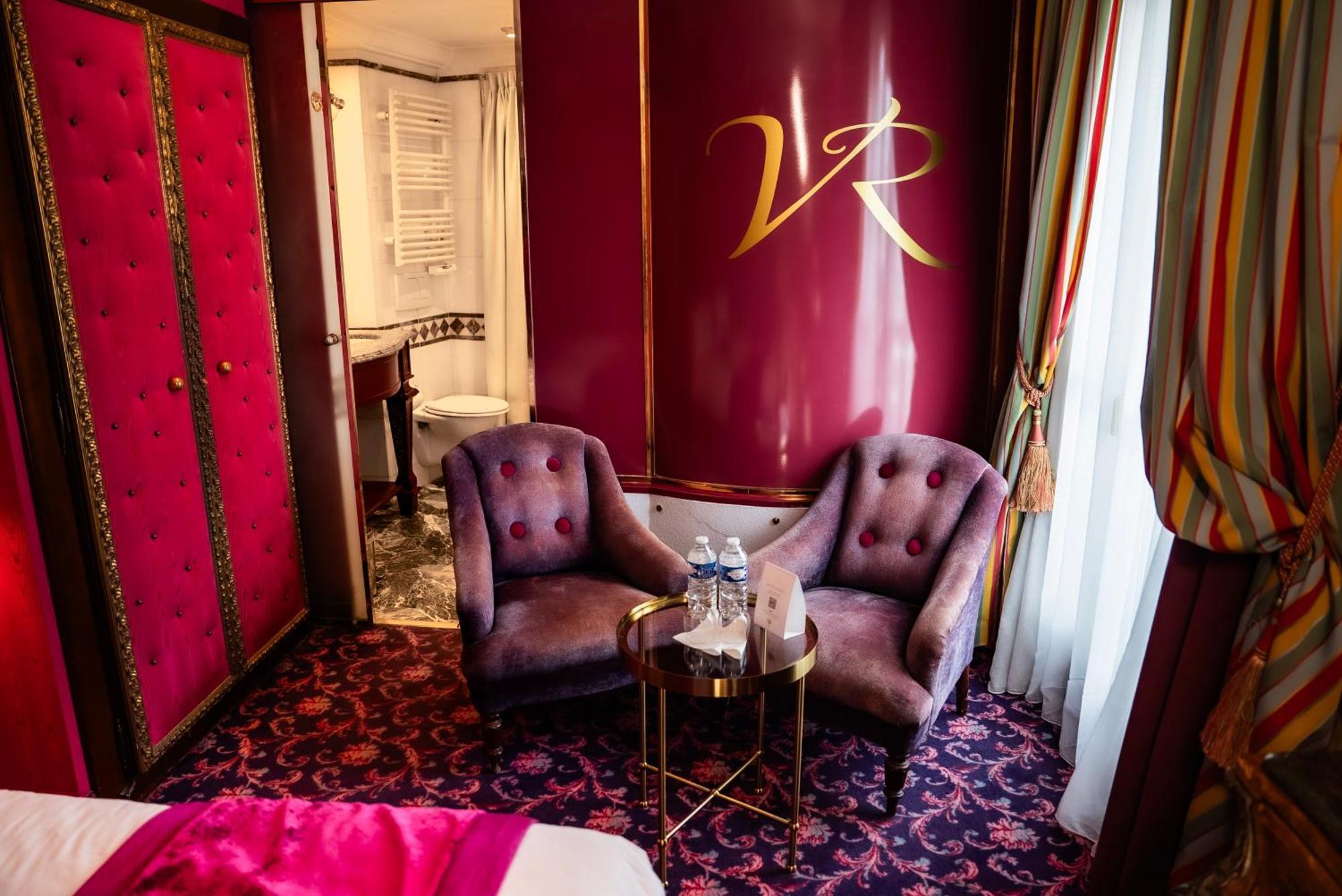 Junior Suite Spa Bath