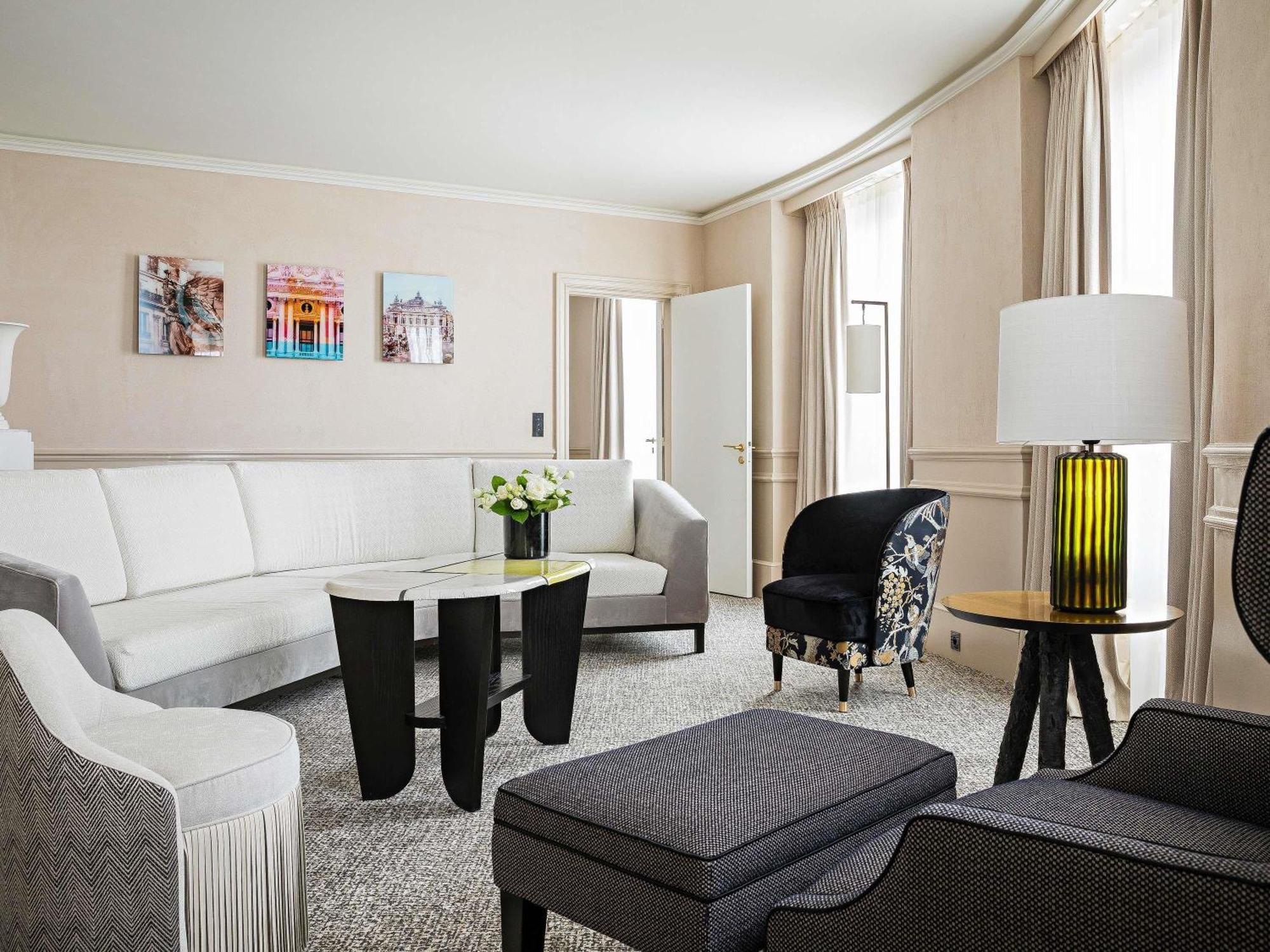 Two-Bedroom Opera Family Suite