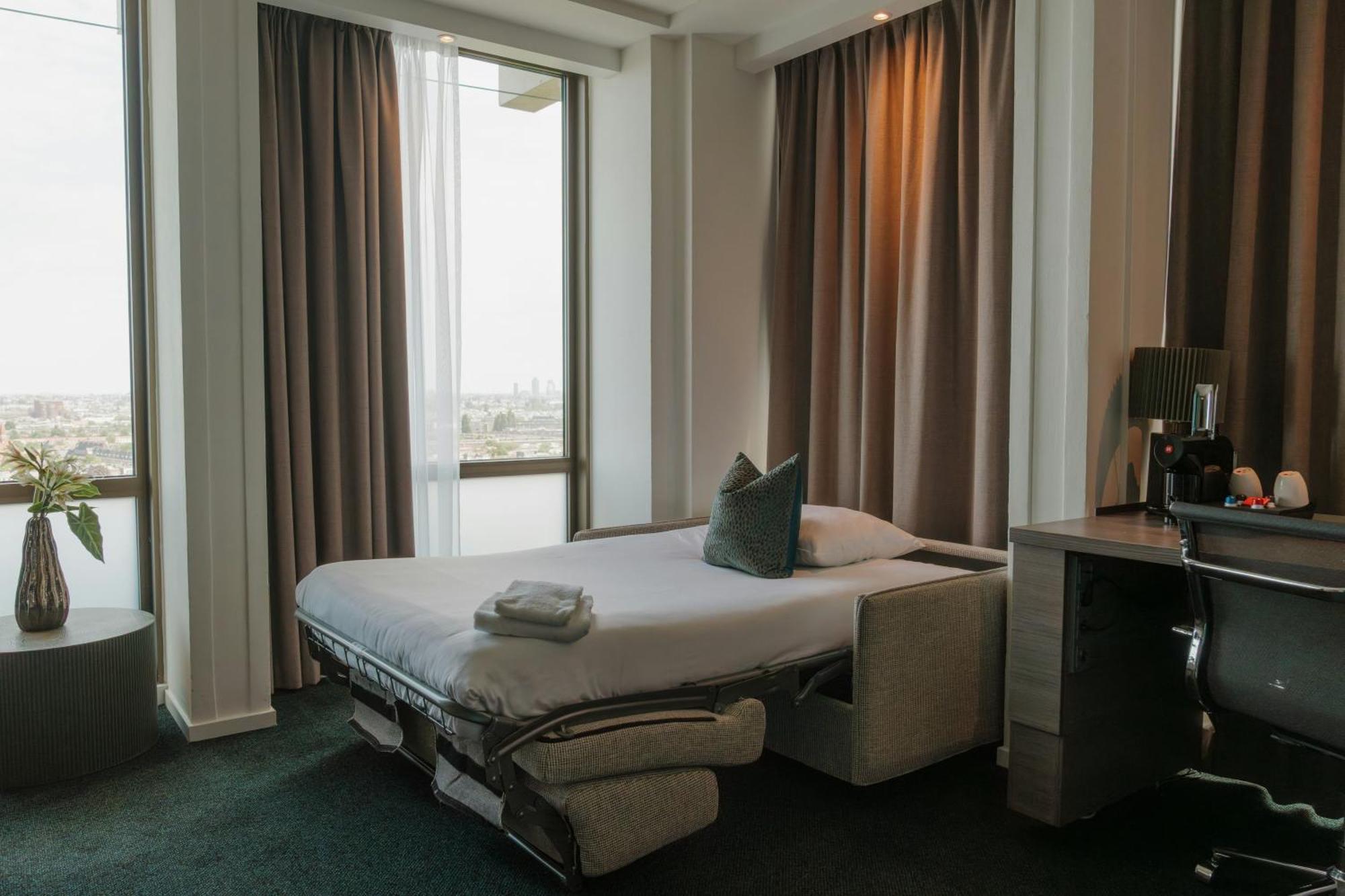 Executive Room 1 King Bed 1 Single Bed Panoramic View