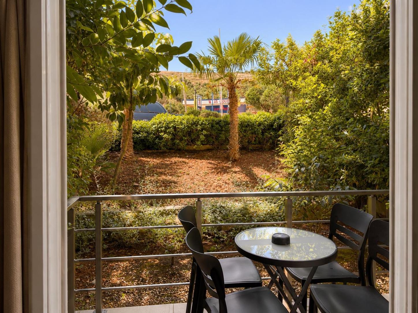 Triple Room Balcony
