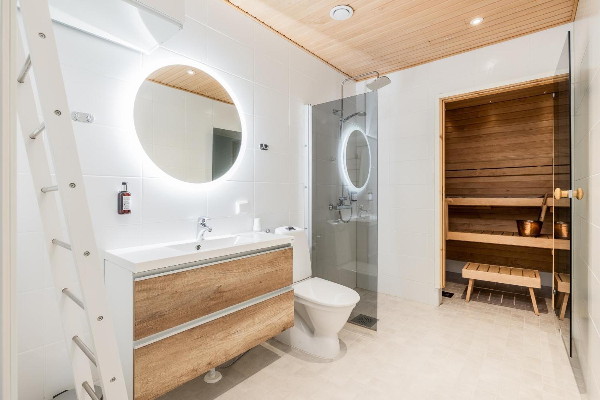 Deluxe Suite Sauna