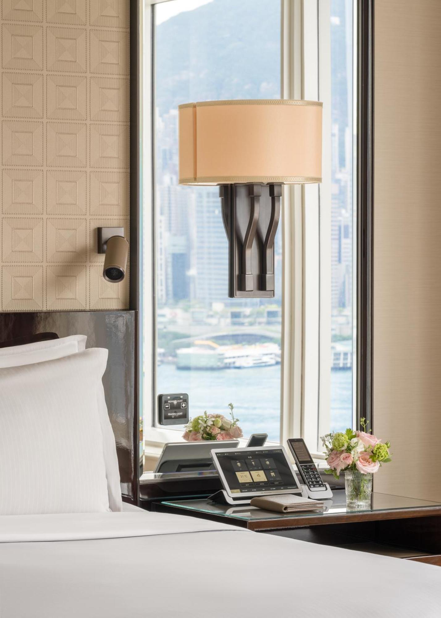 Superior Harbour View Suite