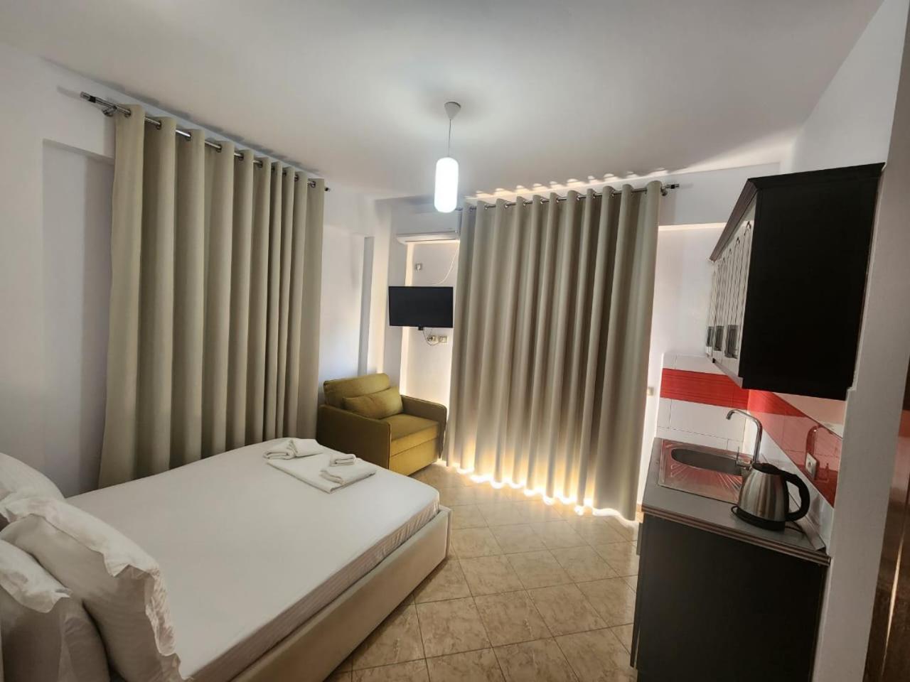 Classic Triple Room