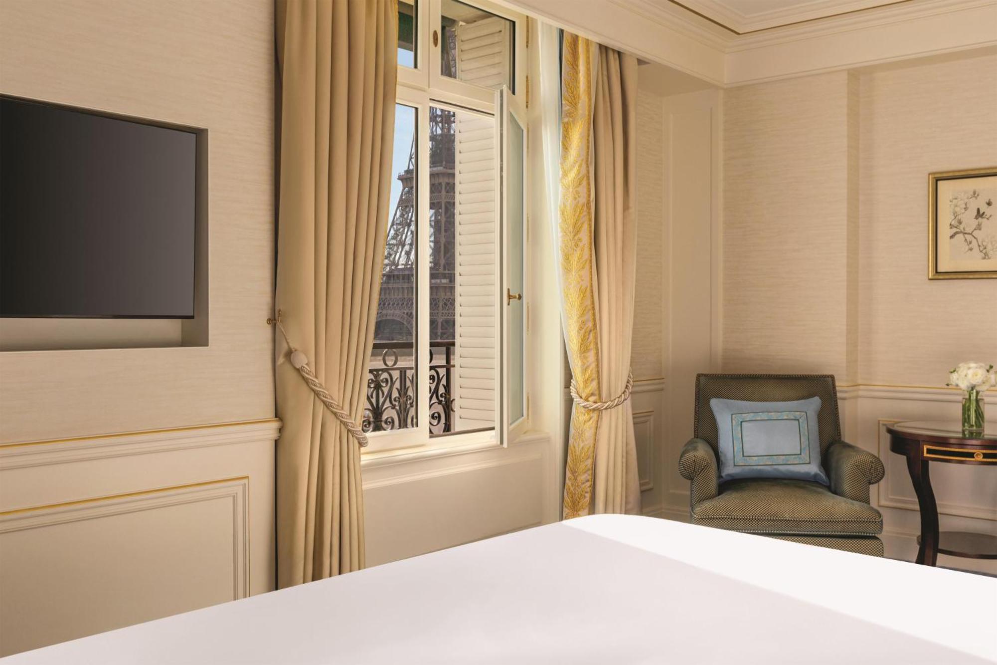 King Room Eiffel Tower View