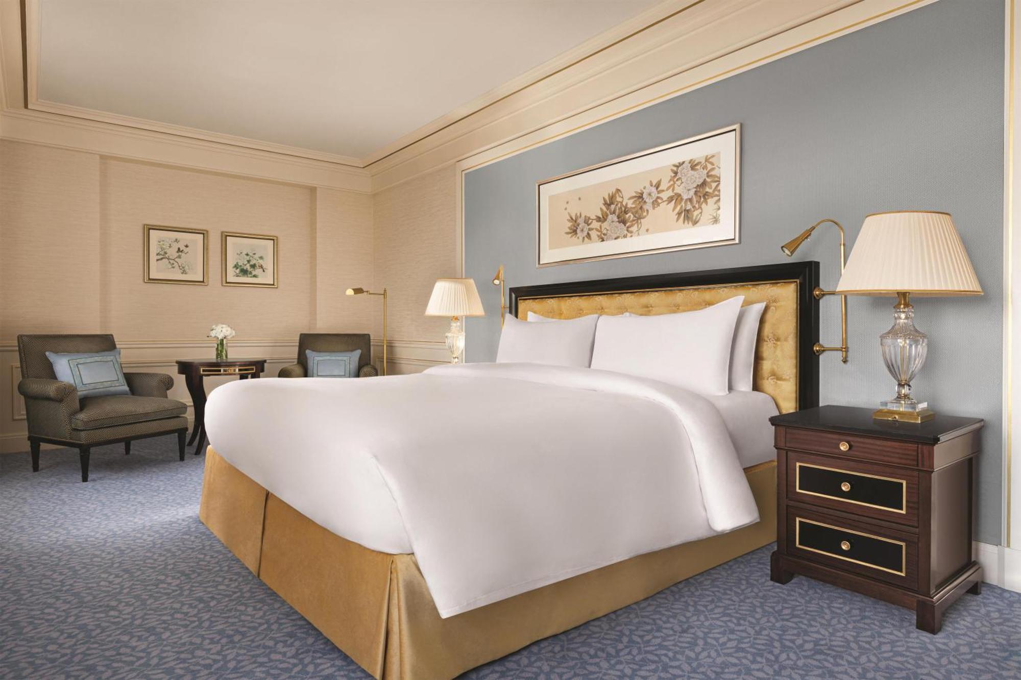 King Room Eiffel Tower View