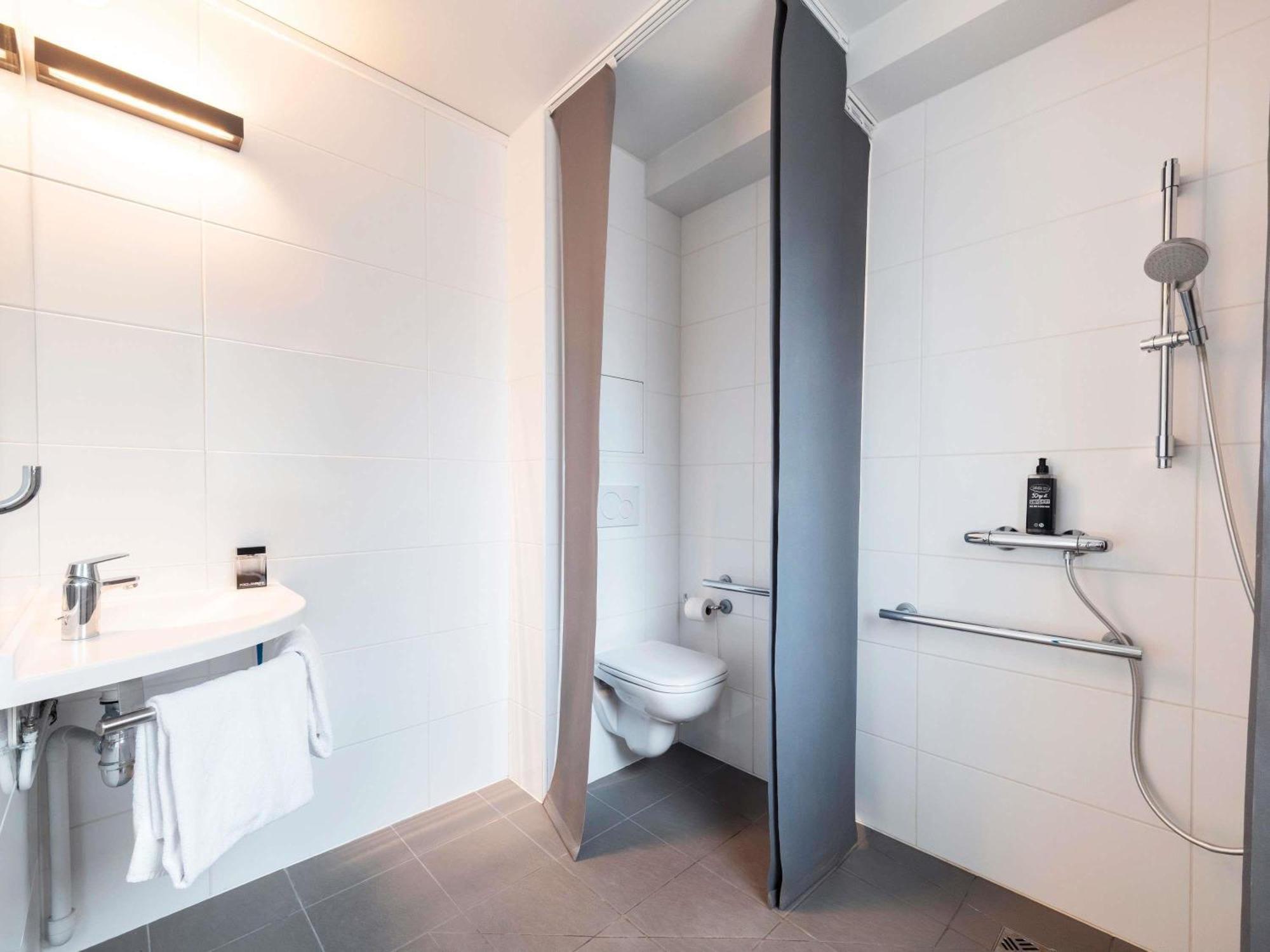 Accessible King Room