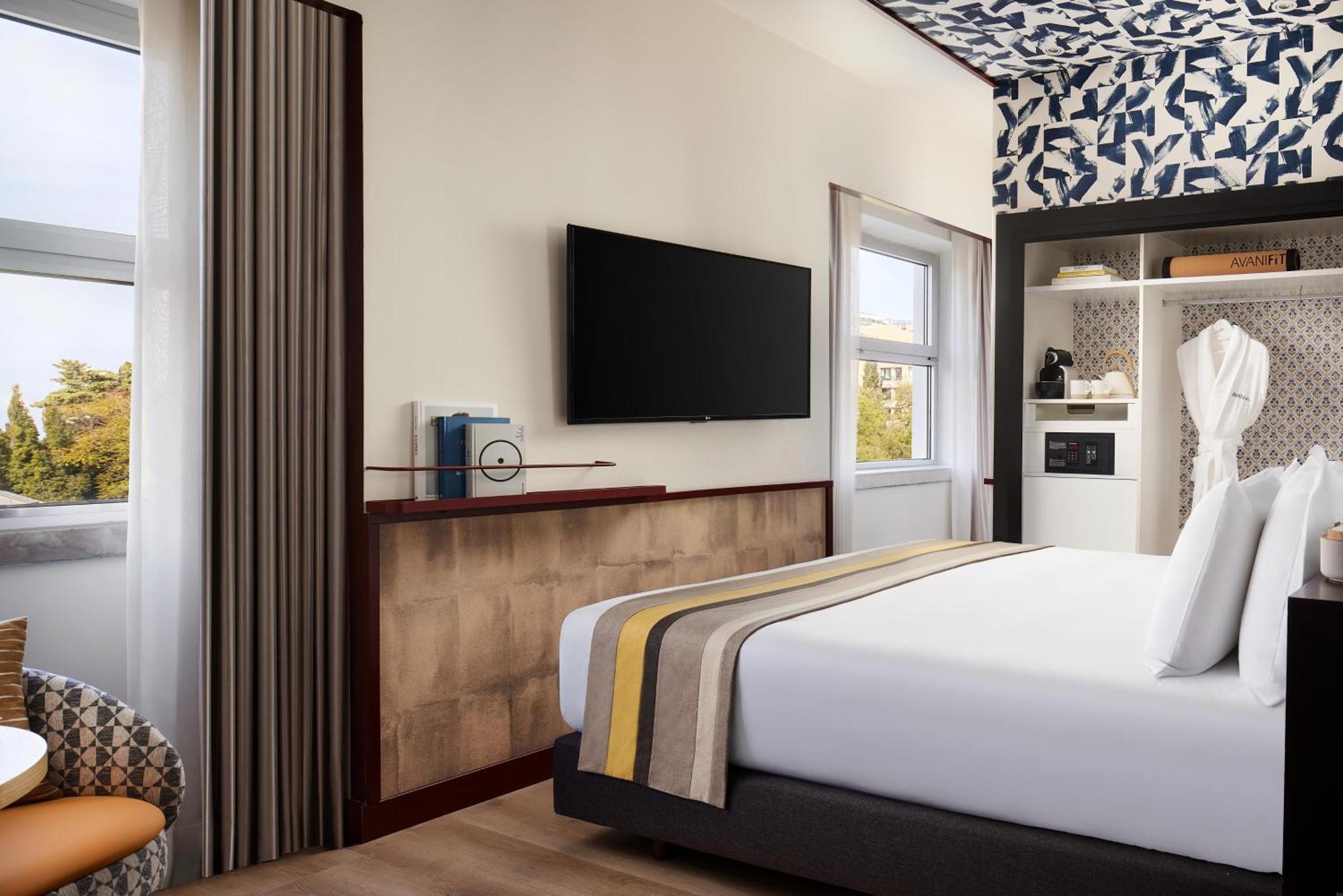 Family Adjoining Room Extra Bed