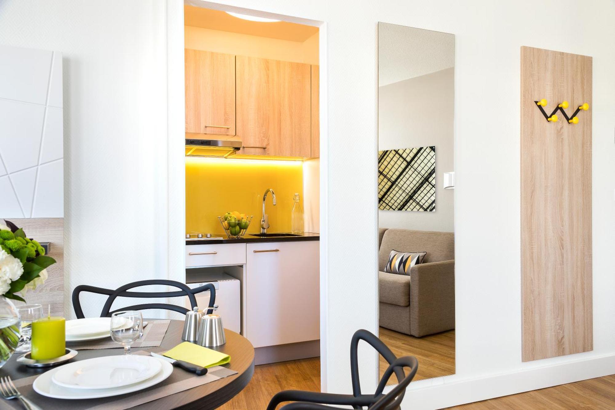 One-Bedroom Apartment