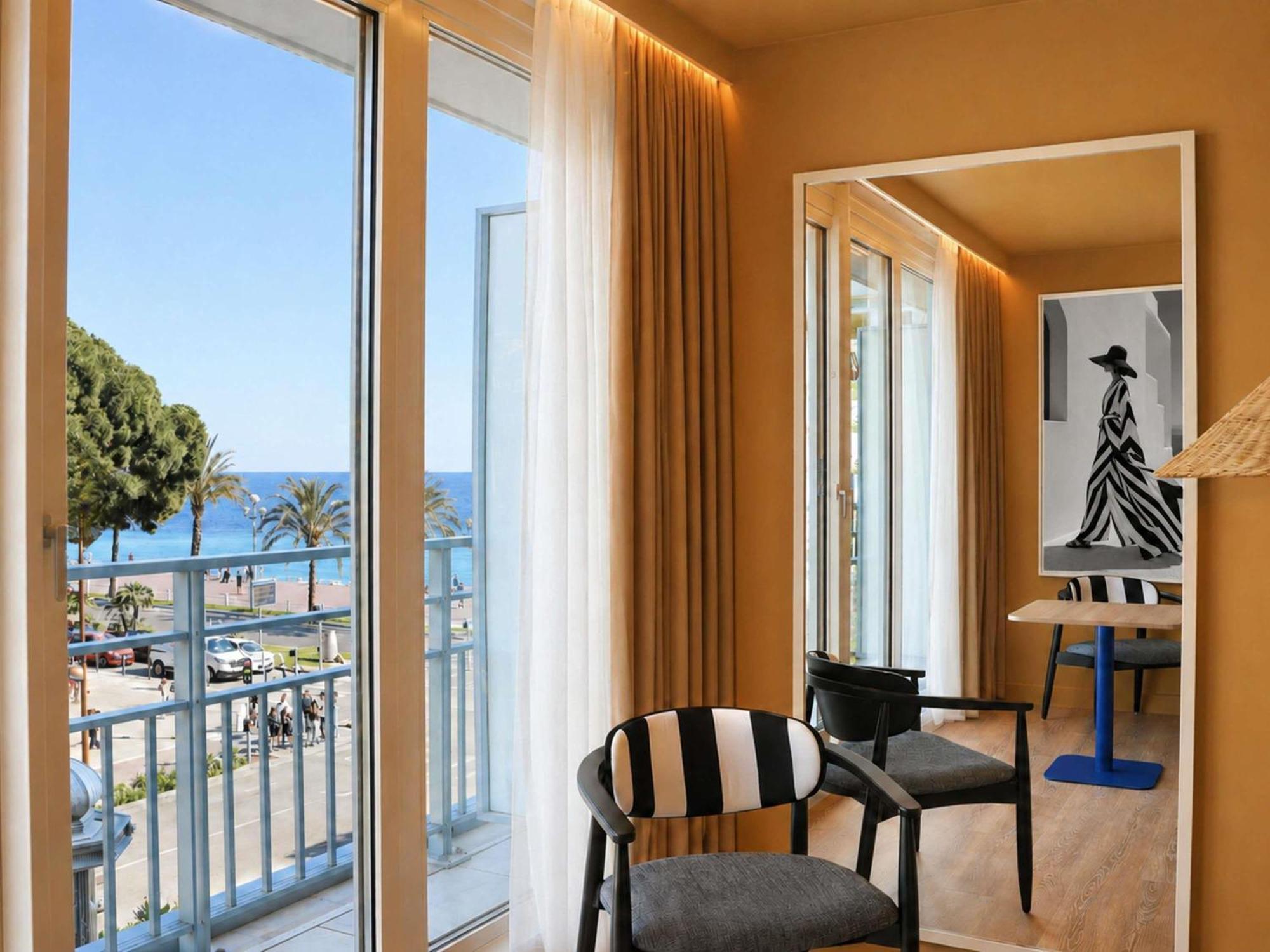 Privilege Twin Room Balcony Sea Garden View
