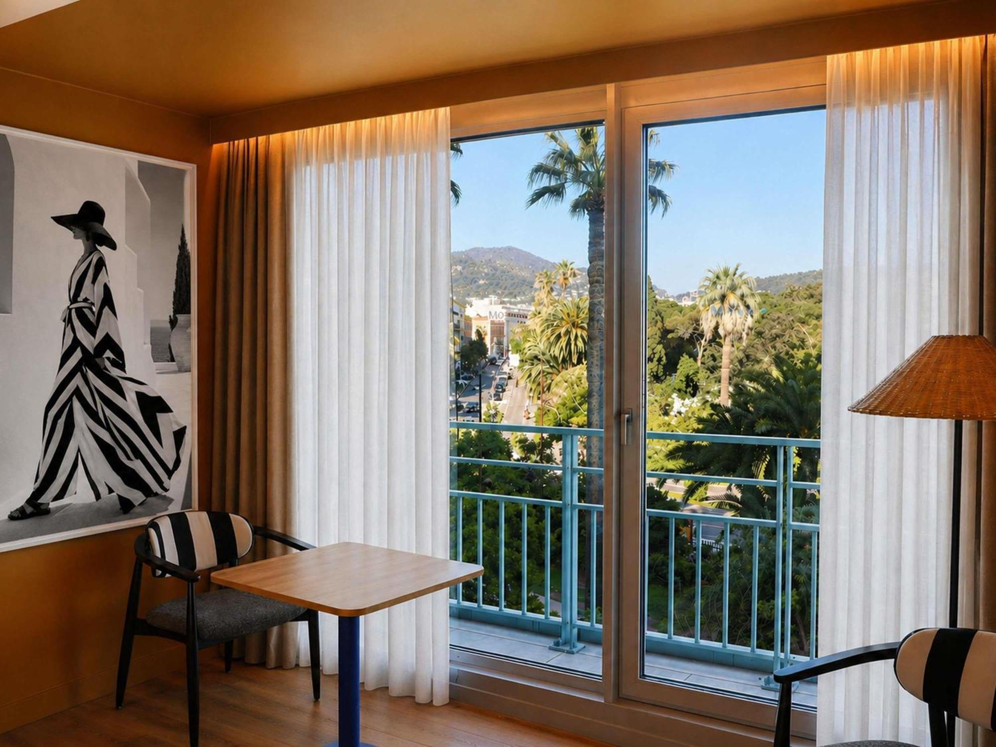 Privilege Twin Room Balcony Sea Garden View