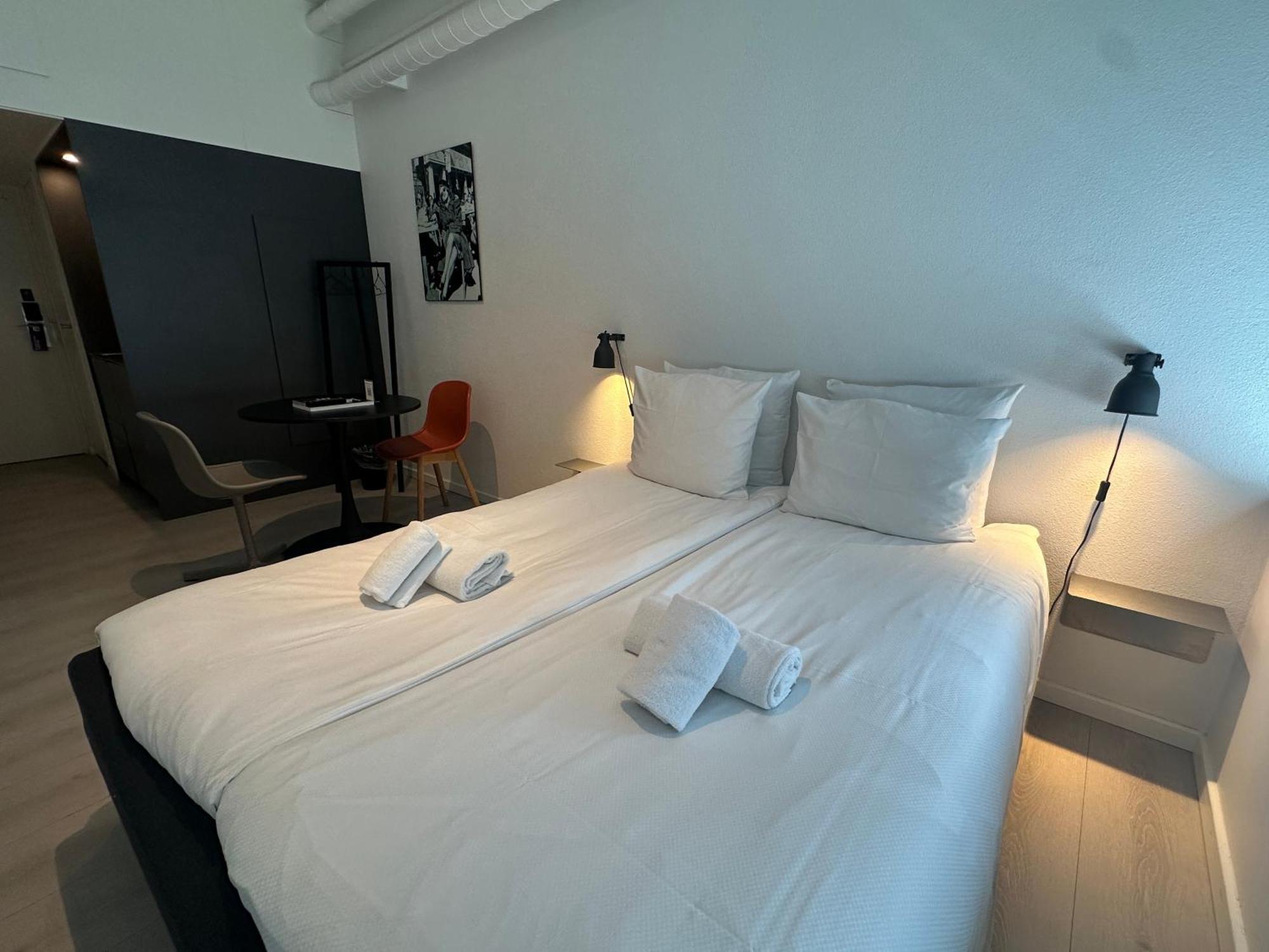 Small Double Room Kitchenette