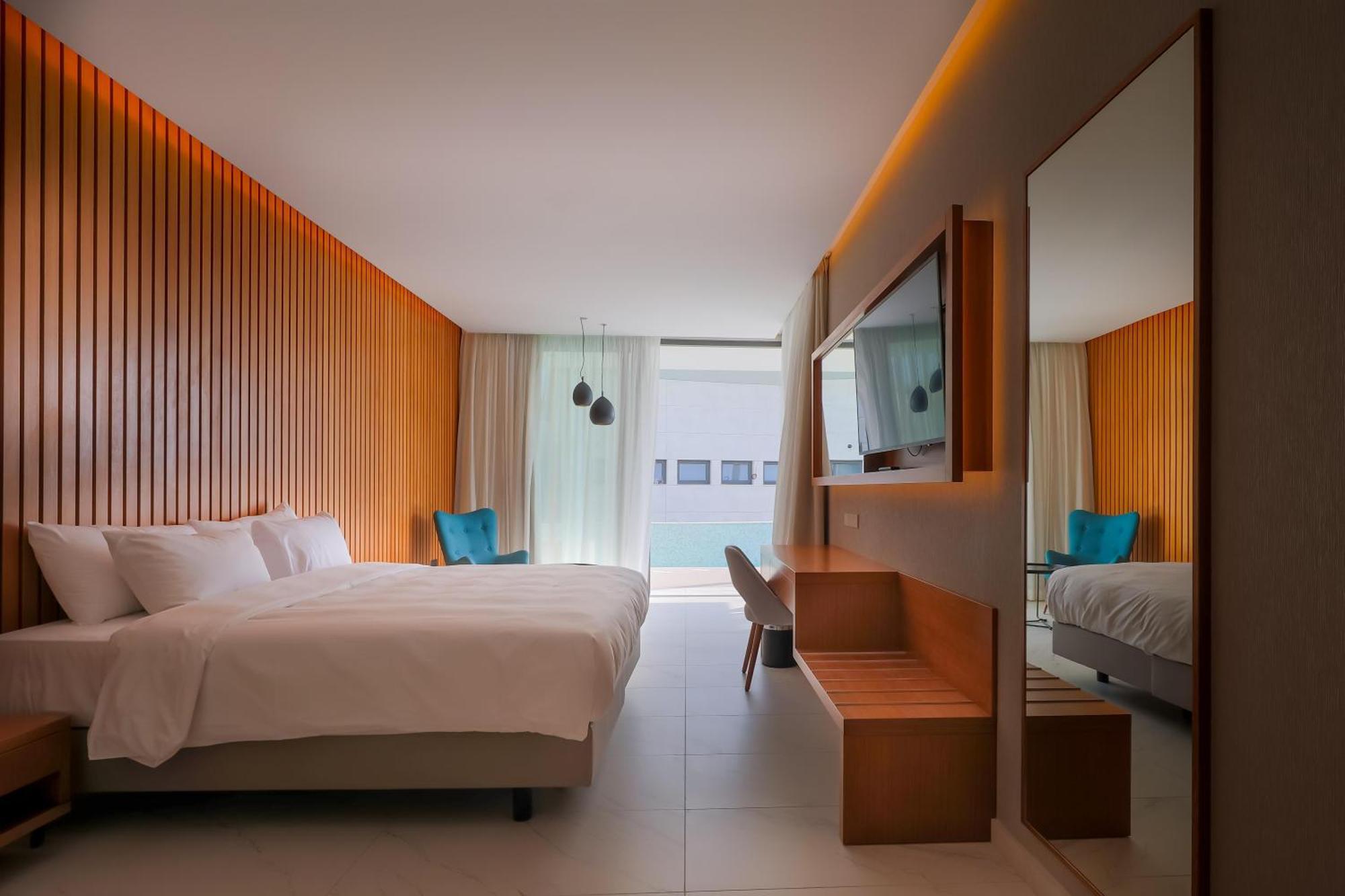 Garden Suite Terrace Sea View