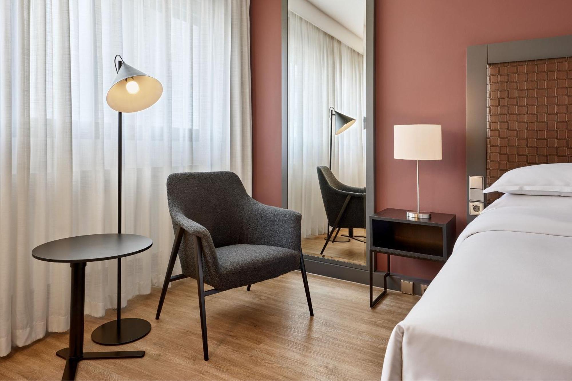 Pokój typu Premium z łóżkiem typu king-size lub łóżkiem typu queen-size