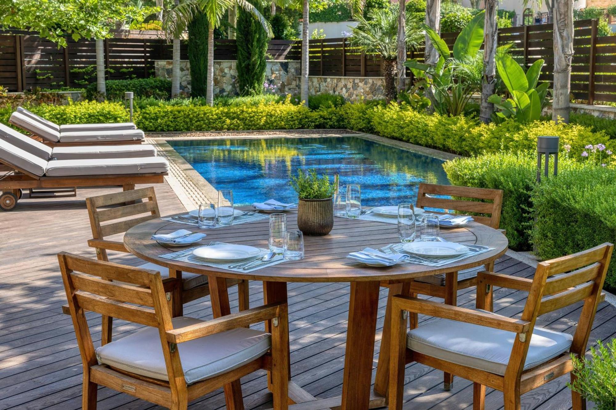 3 Bedroom Park Villa Private Pool Garden view