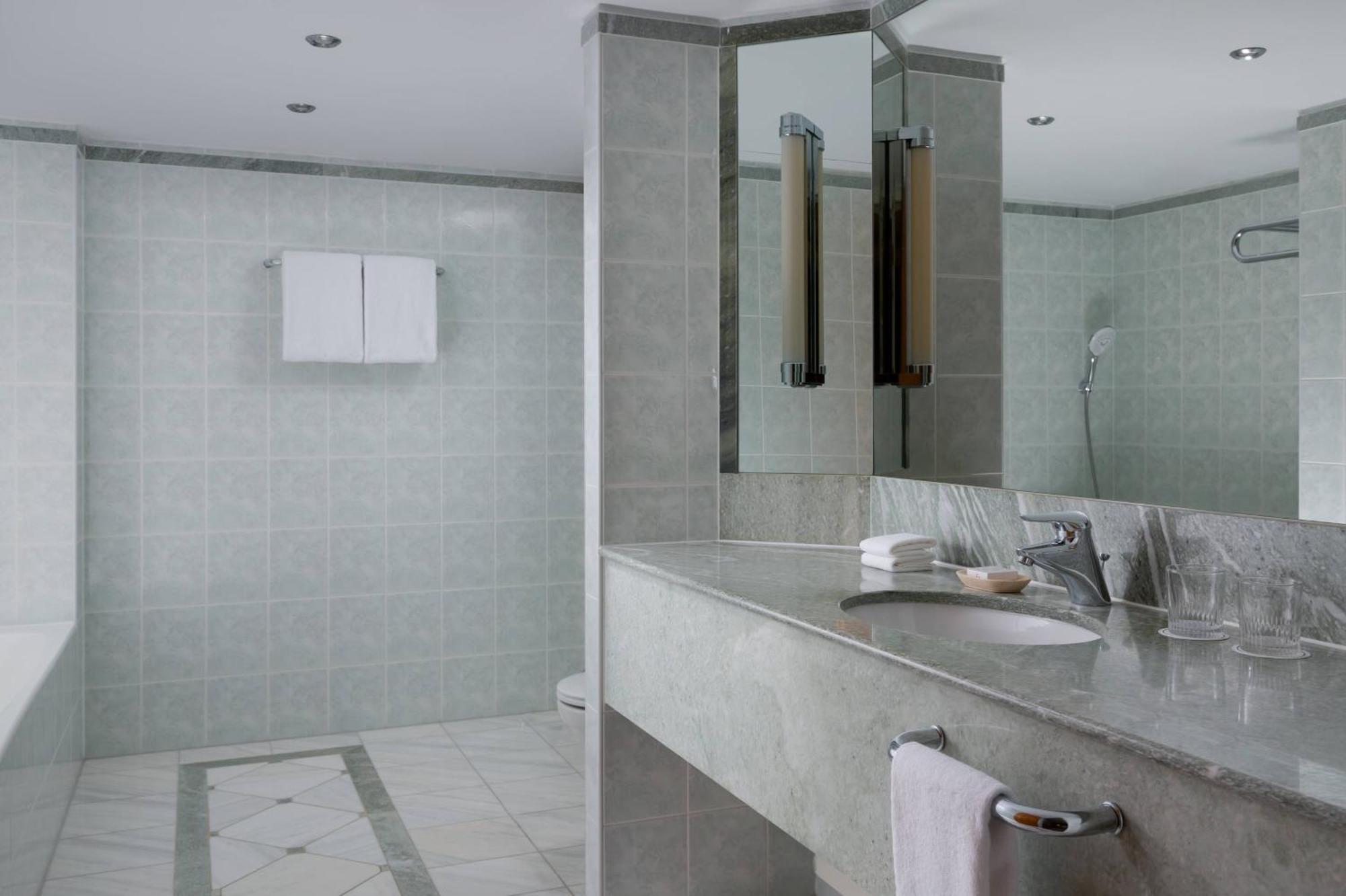 Two-Bedroom Family Suite Access Executive Lounge