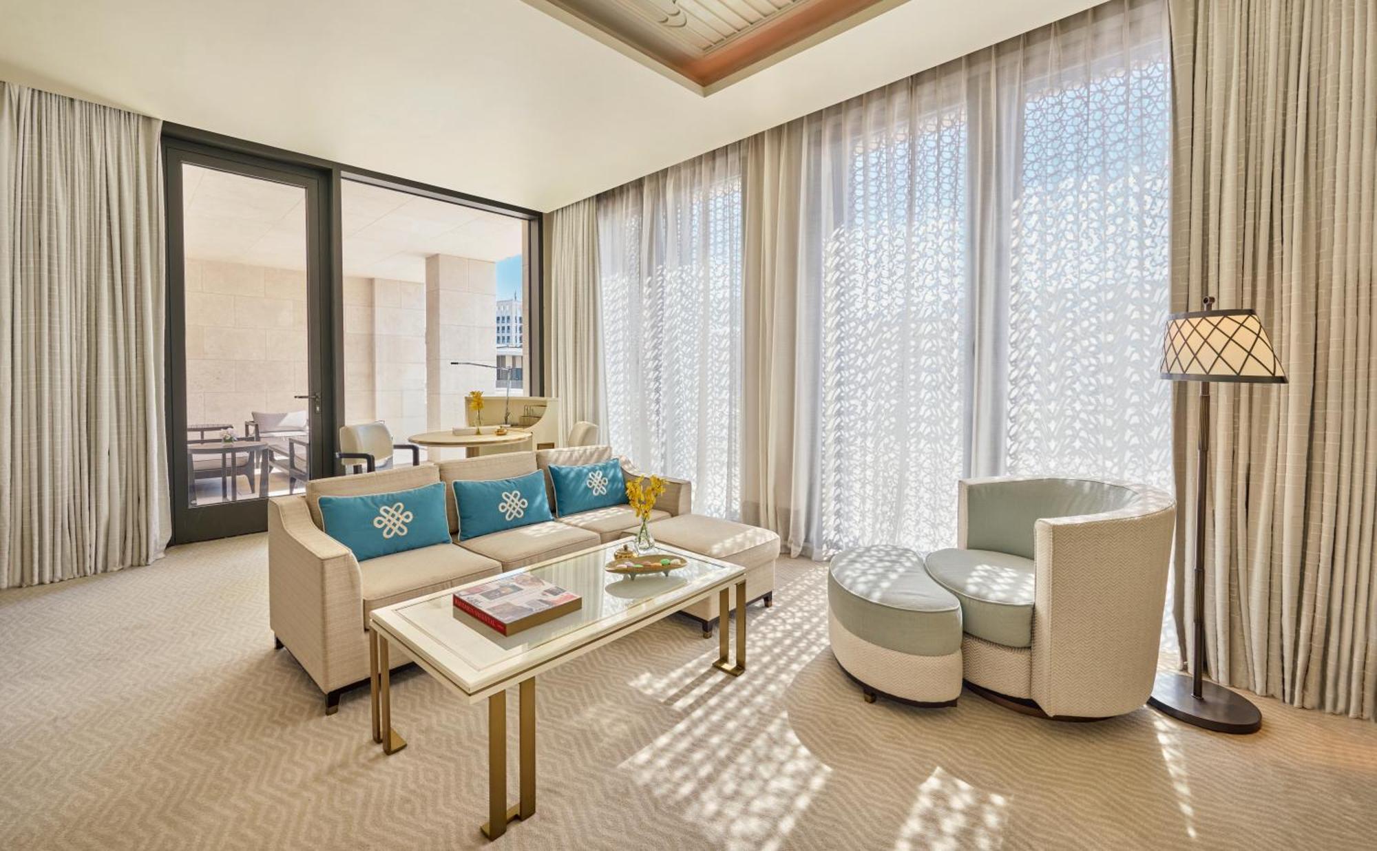 Deluxe Suite