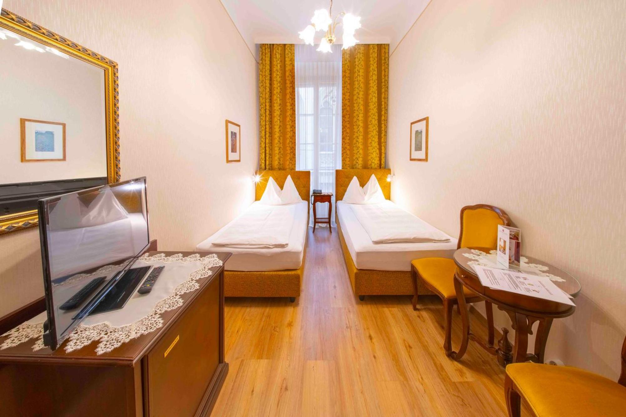 Comfort Double or Twin Room