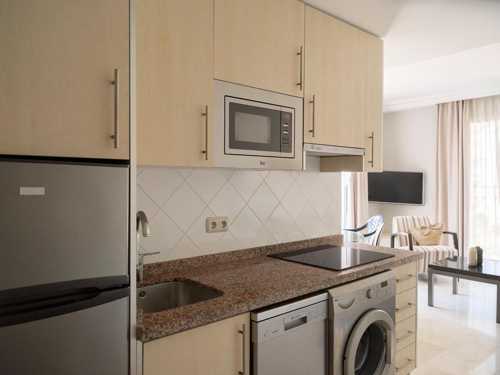 Jest to apartament typu superior z 1 sypialnią (3 osoby dorosłe).