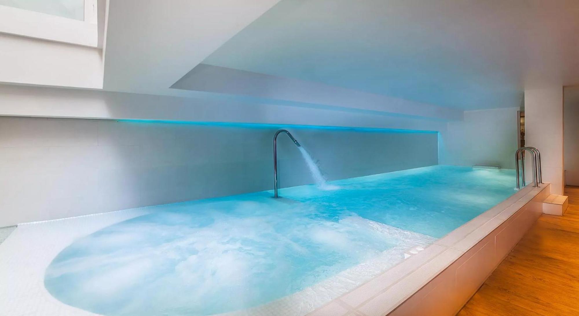 Deluxe Double Room Spa Access
