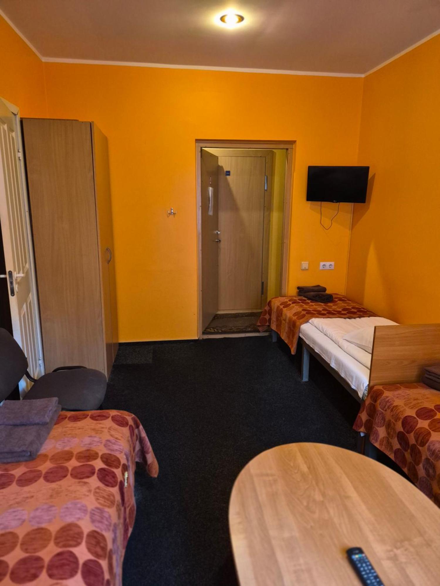 Basic Triple Room