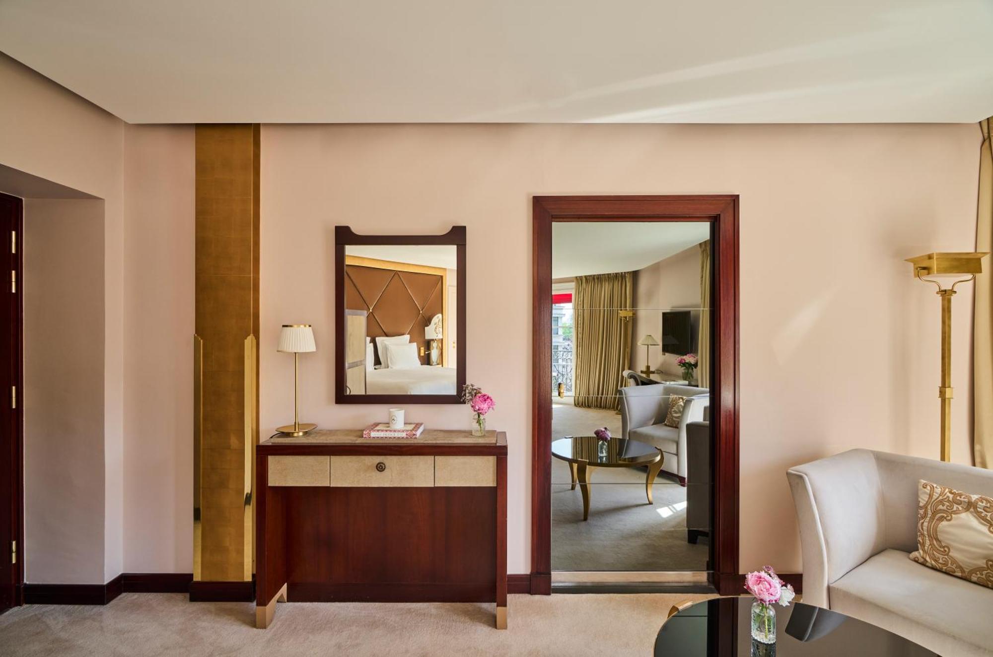 Deluxe Junior Suite