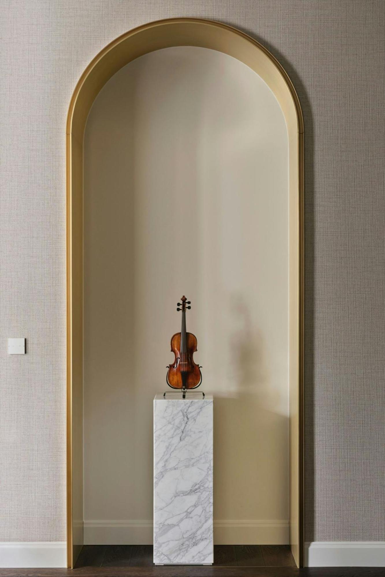 The Ritz-Carlton Symphony Suite Club lounge access