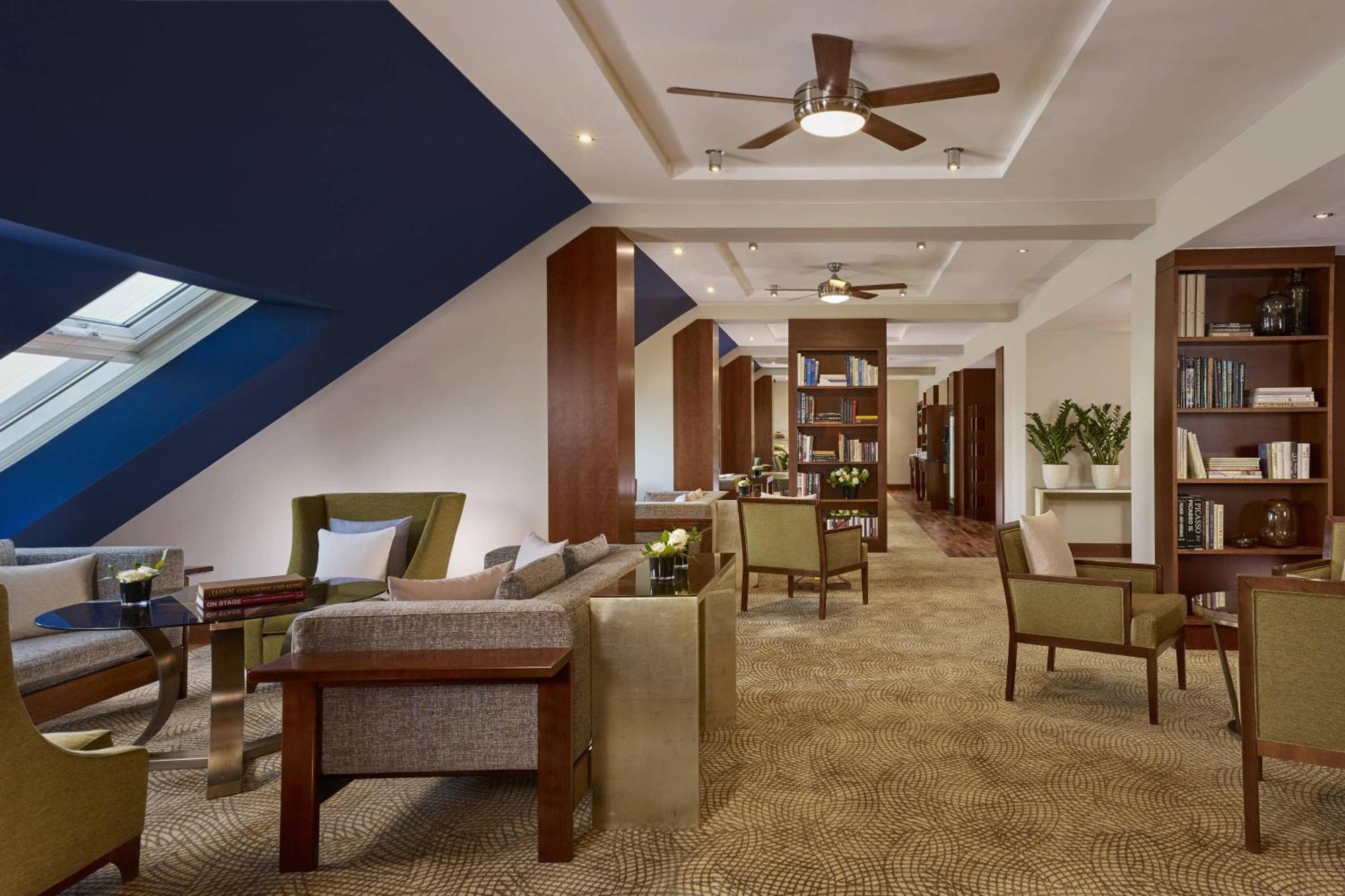 2-Bedroom Premium Executive Suite Club lounge access