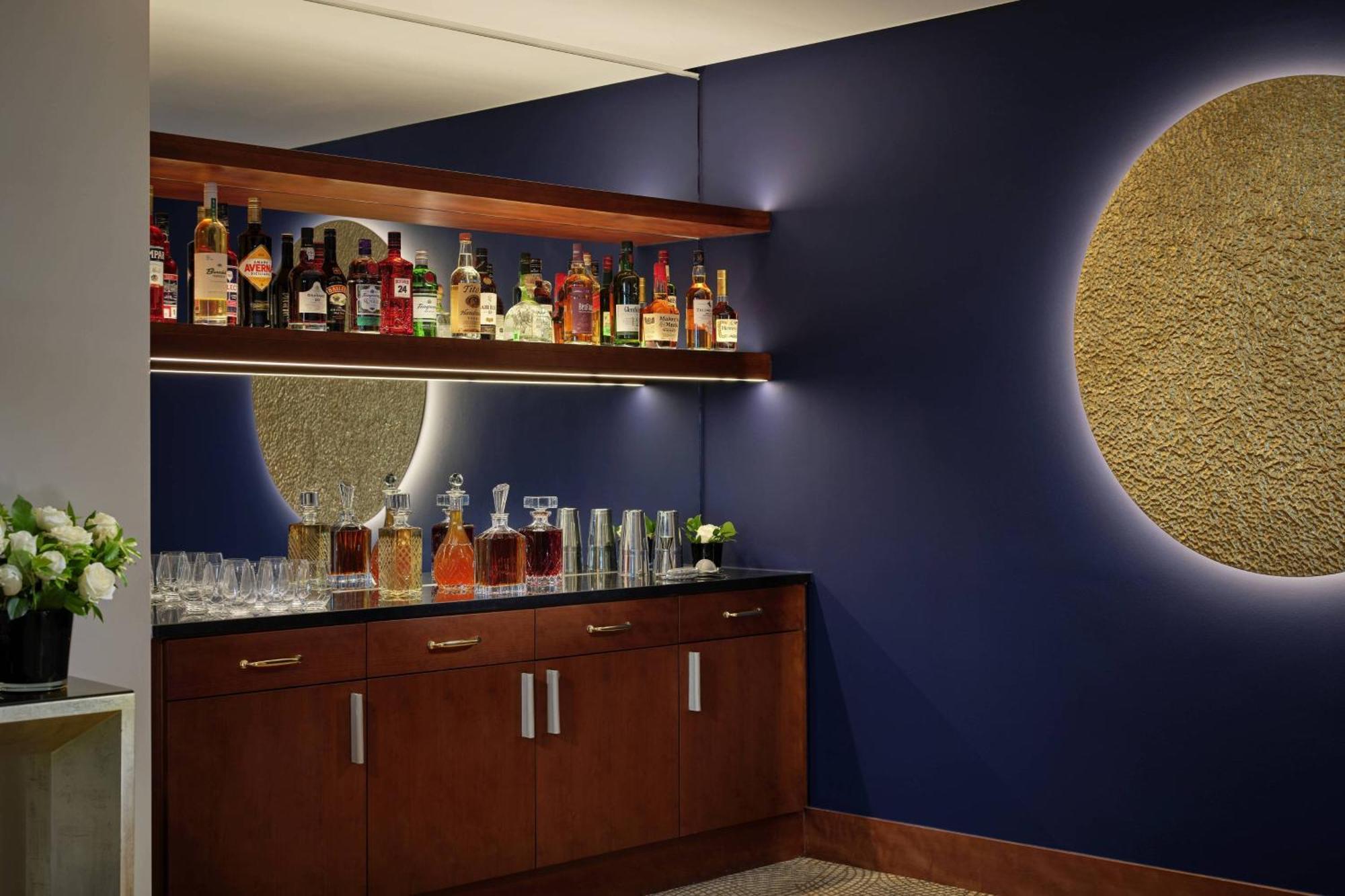 2-Bedroom Premium Executive Suite Club lounge access