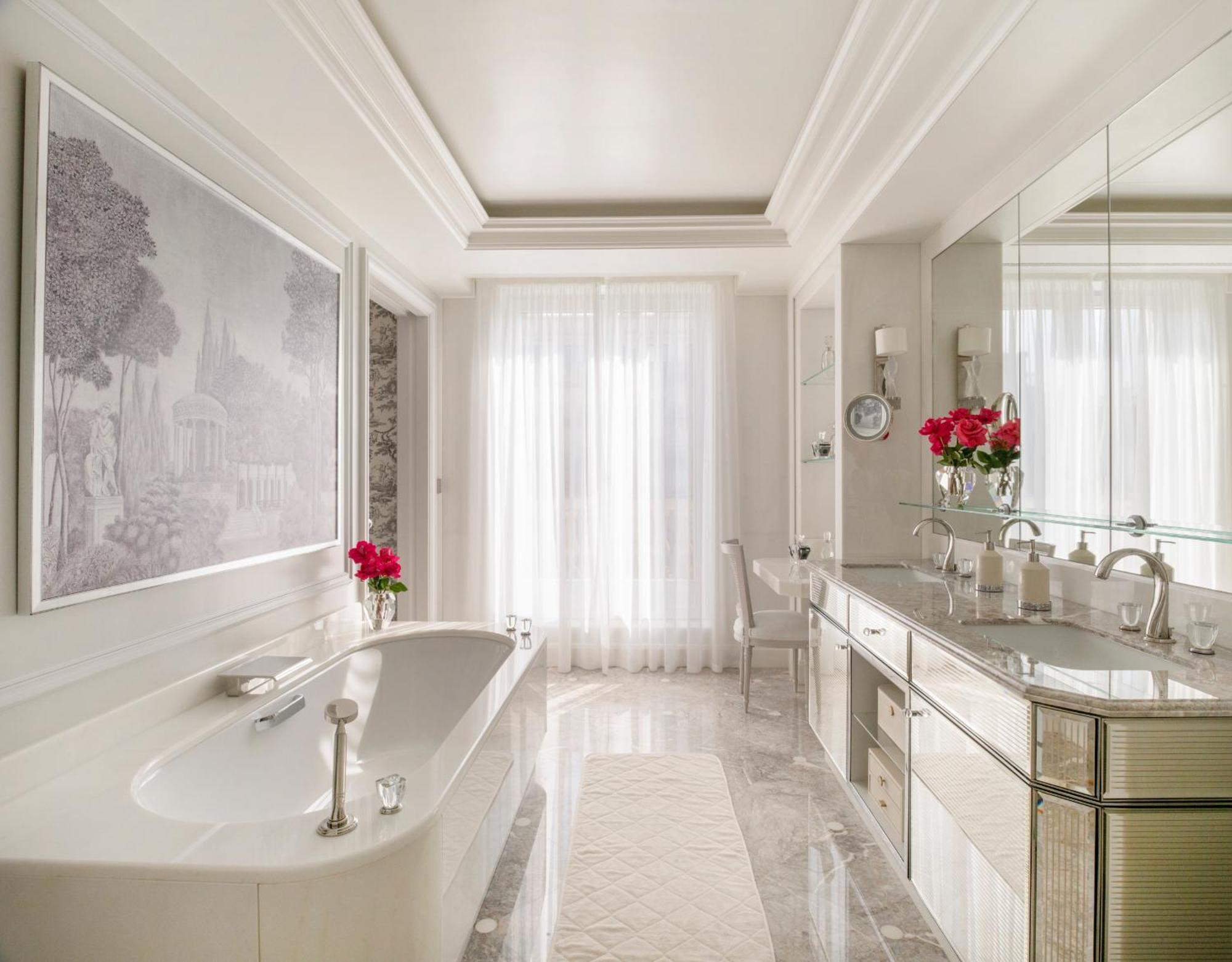 Grand Premier Suite
