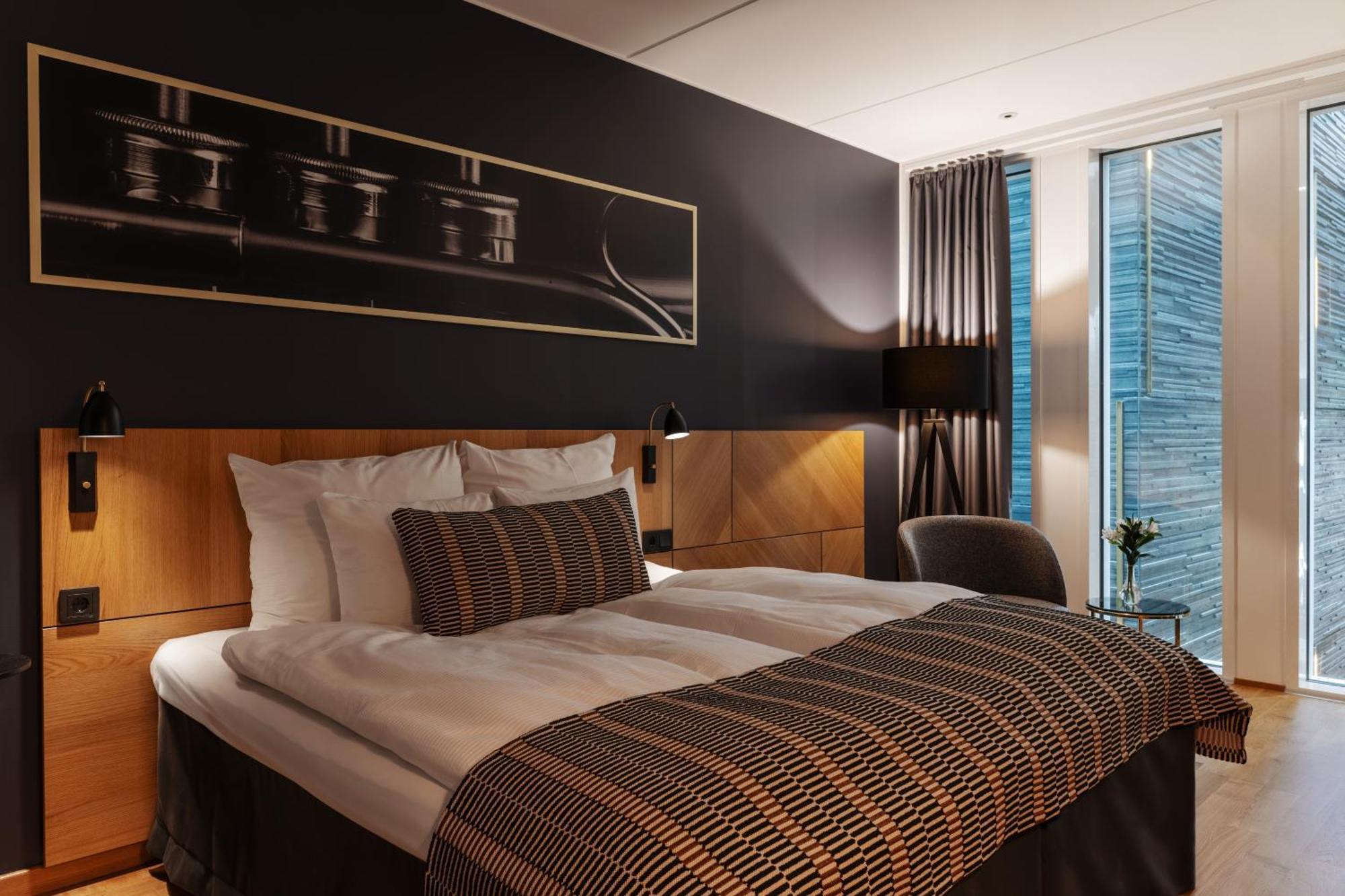 Standard Double Room Limited View
