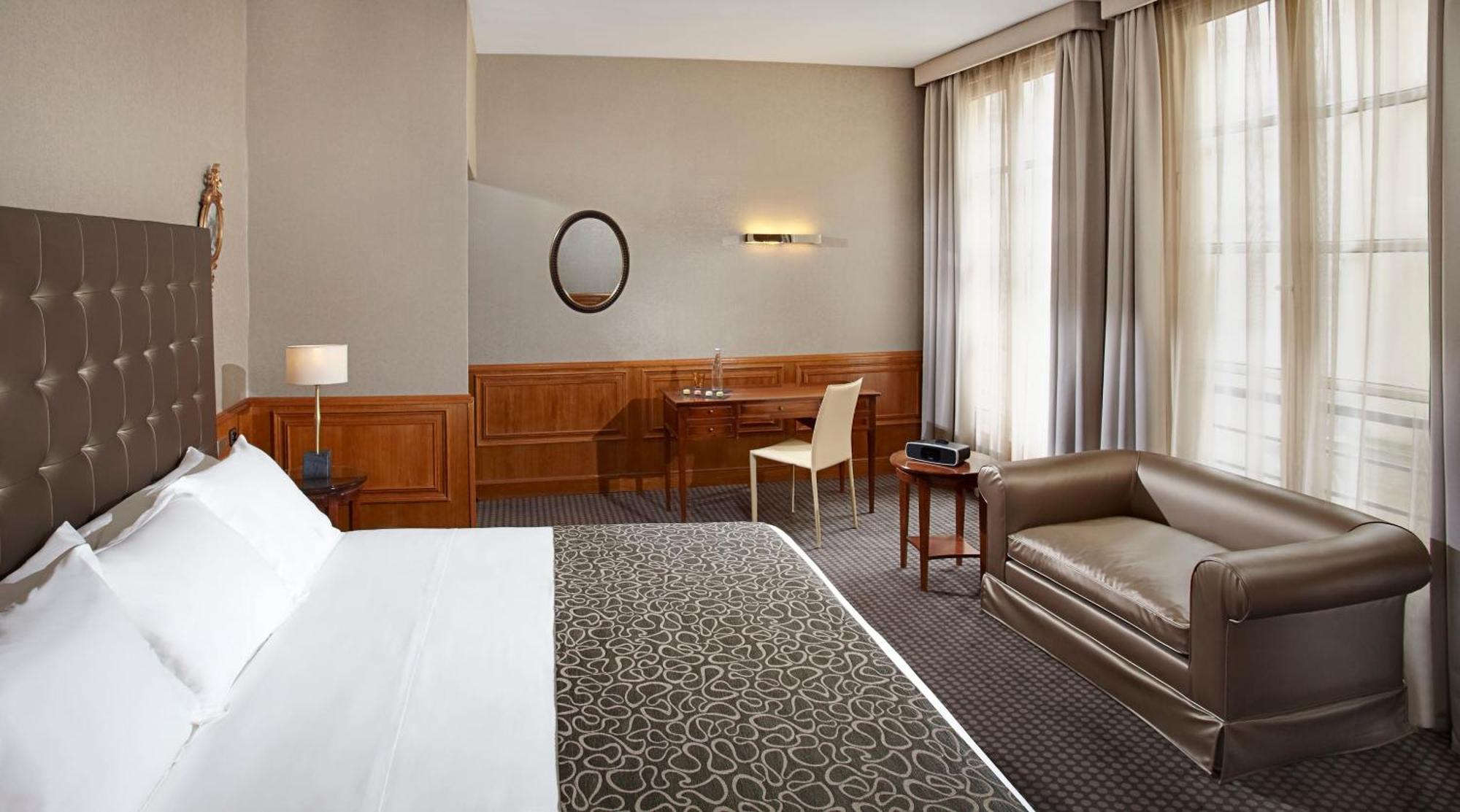 Grand Premium Double Room