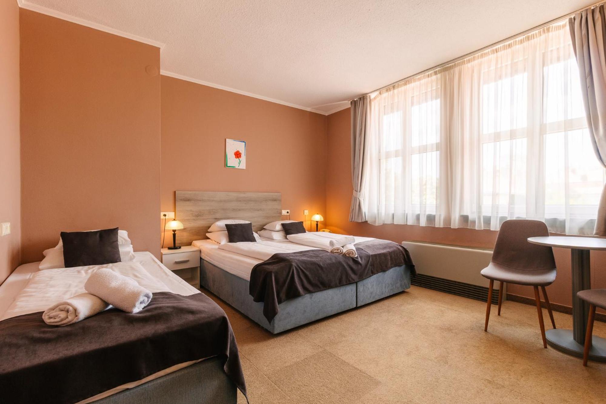 Classic Quadruple Room