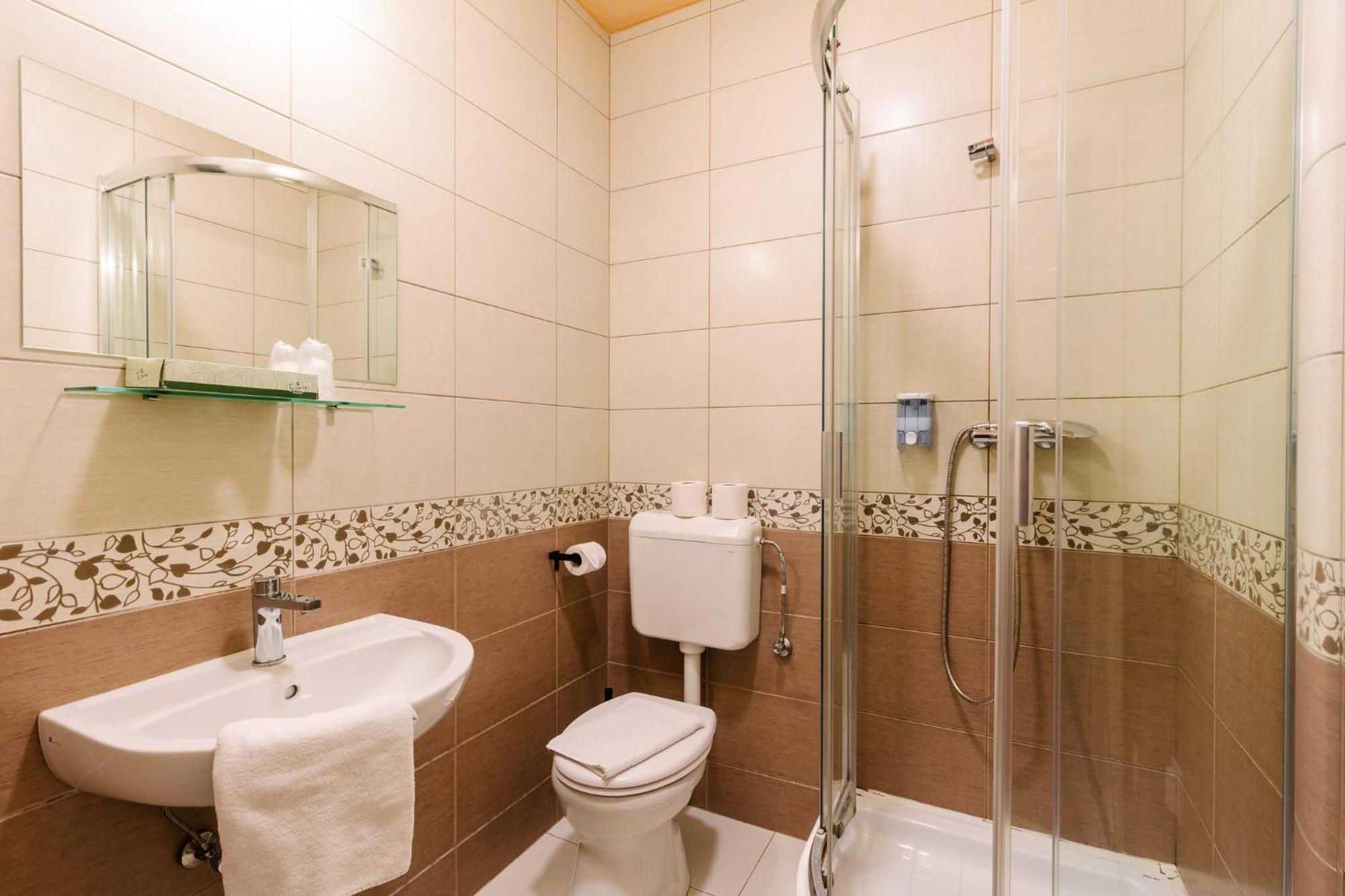 Economy Double Room