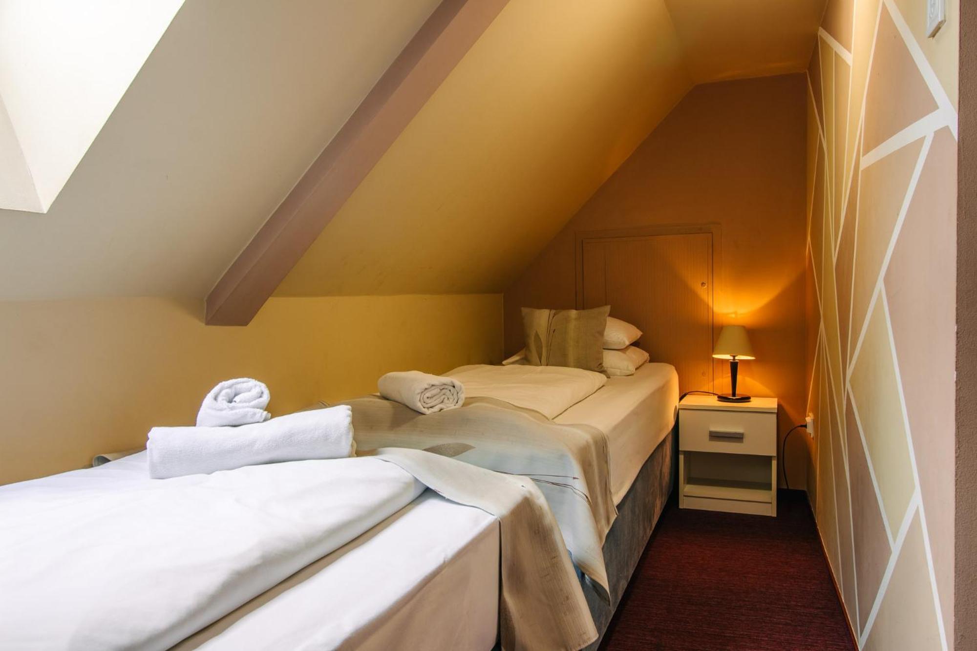 Economy Quadruple Room