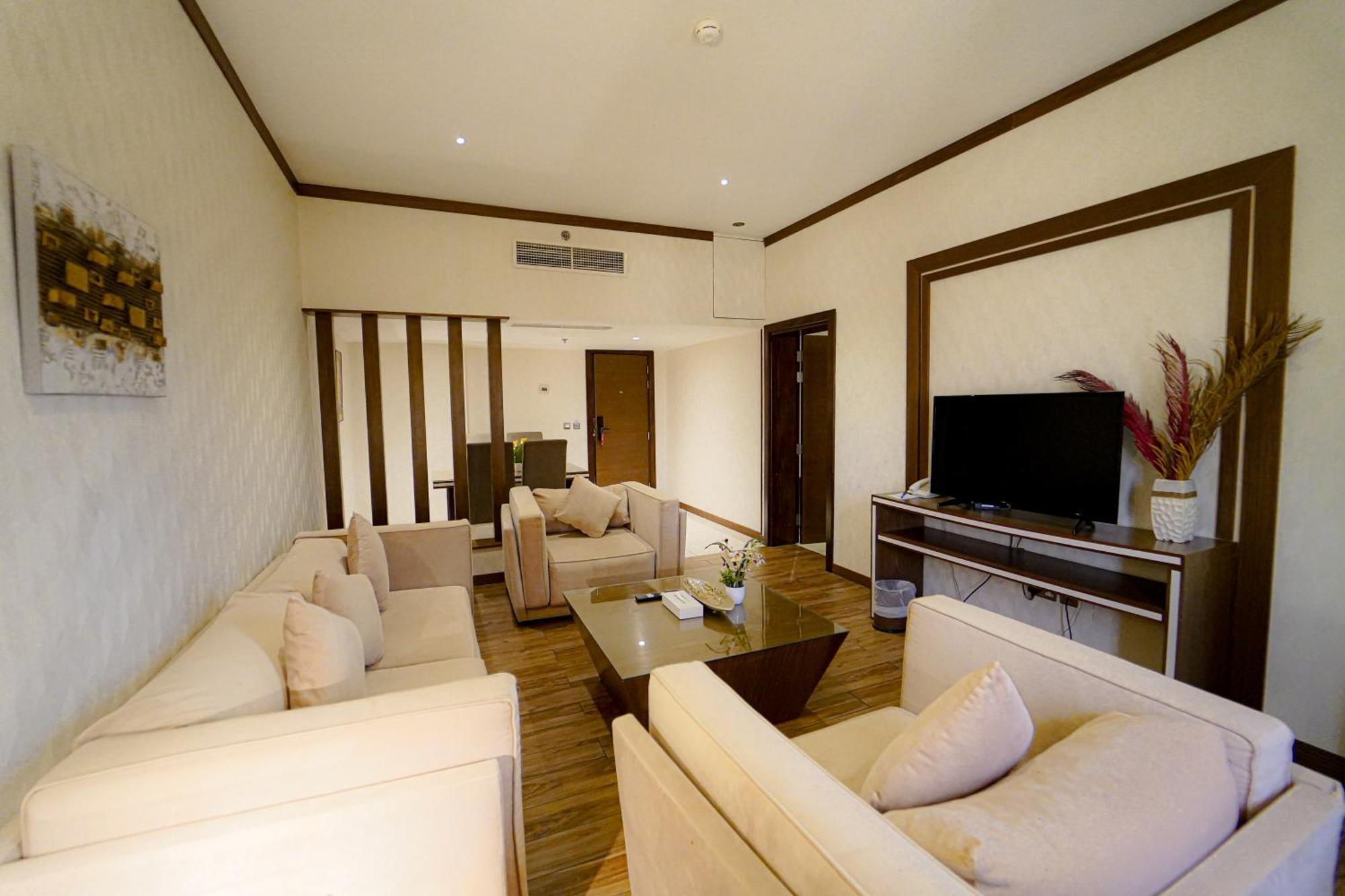 One Bedroom Junior Suite